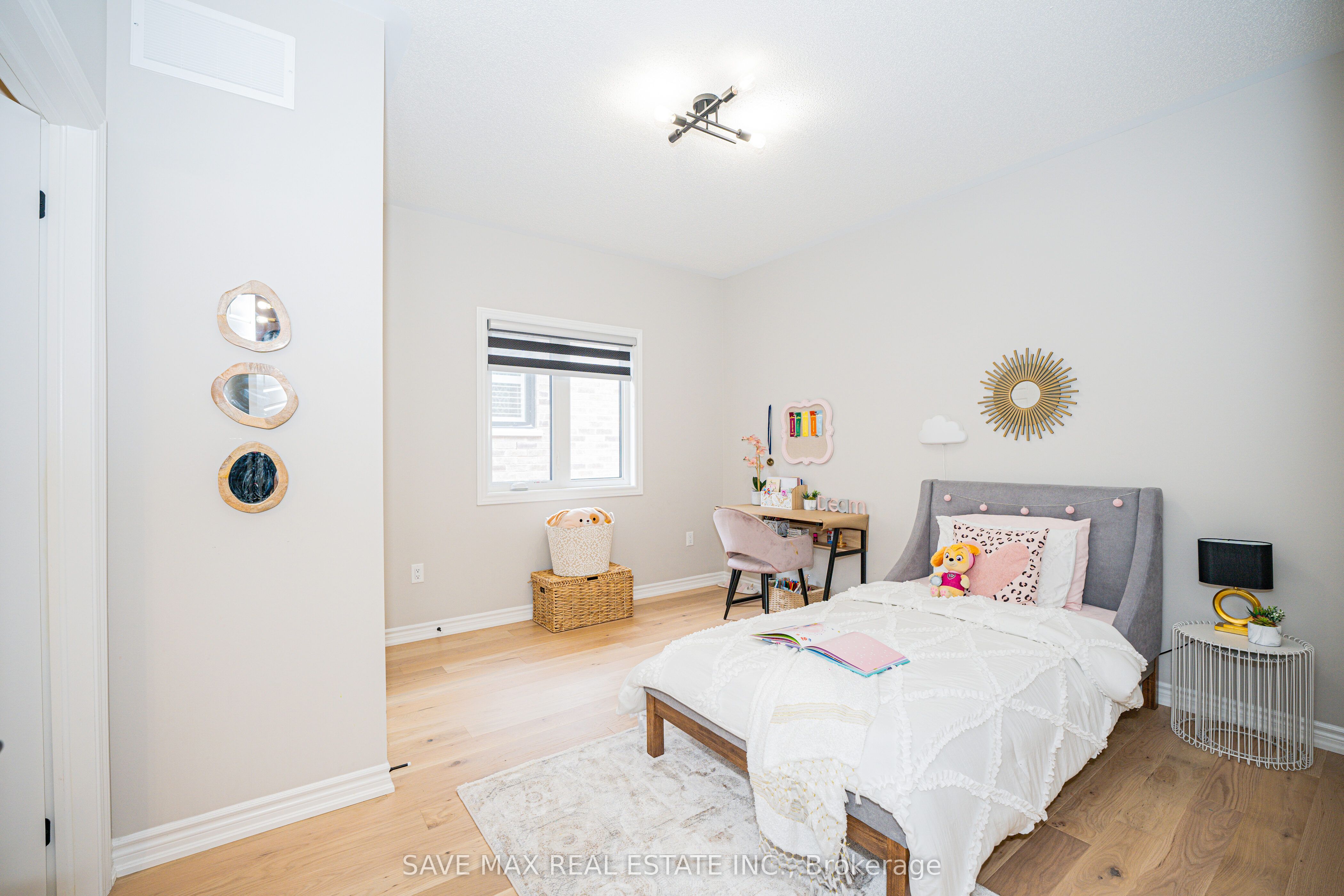 449 Thornborrow Court Property Photo 28