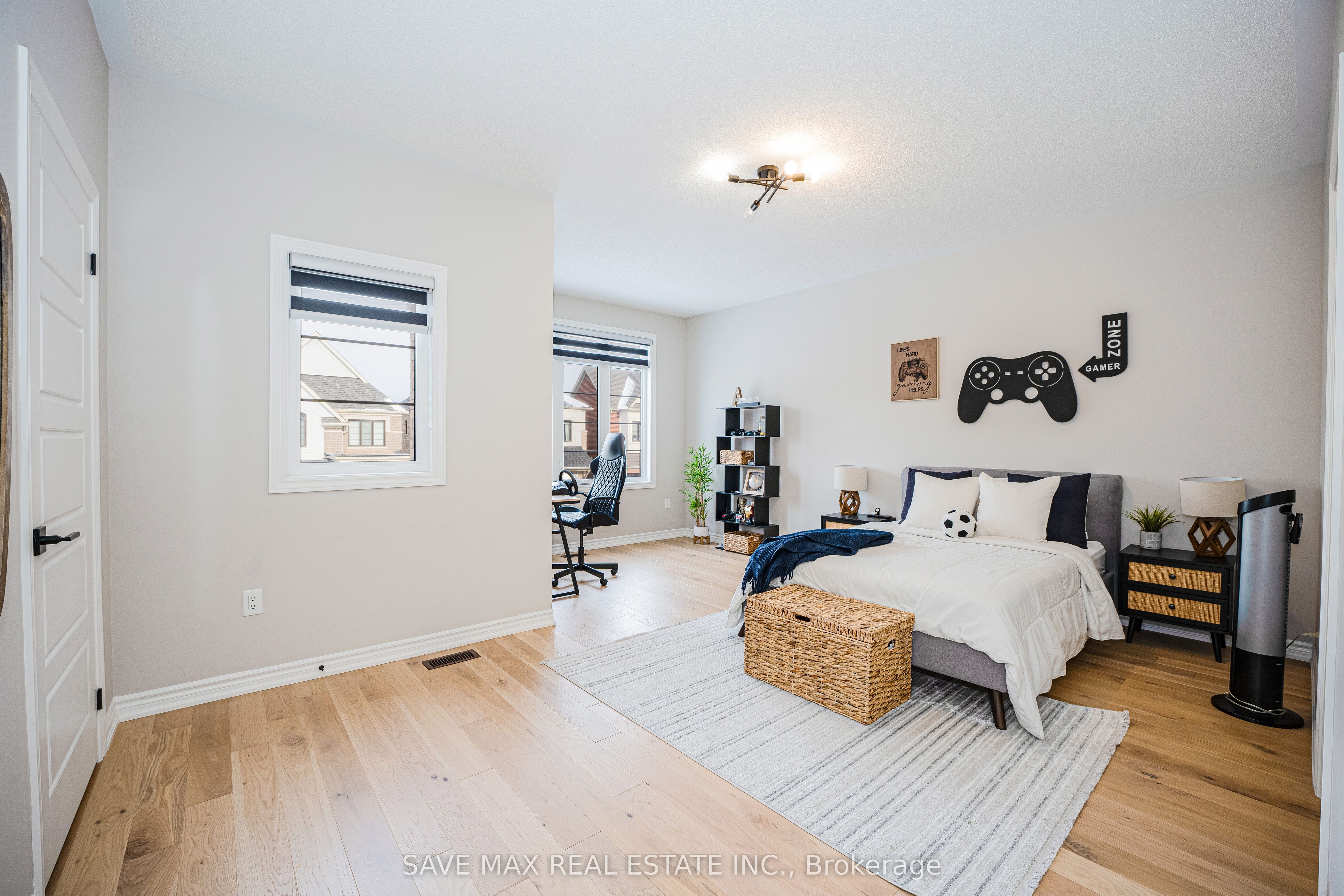 449 Thornborrow Court Property Photo 30