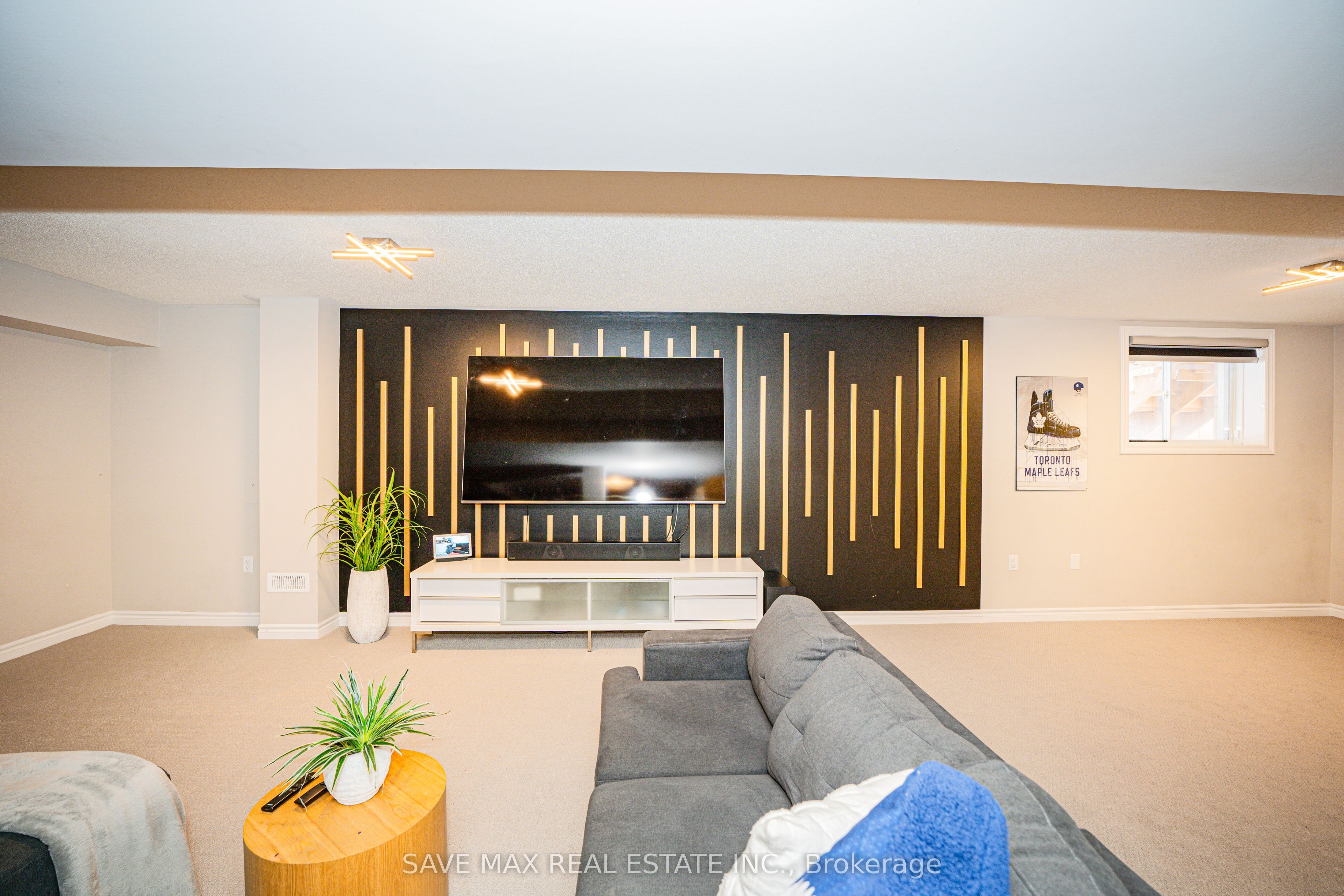449 Thornborrow Court Property Photo 33