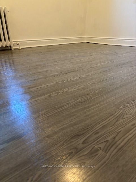 #4 - 2544 Eglinton Avenue Property Photo 2