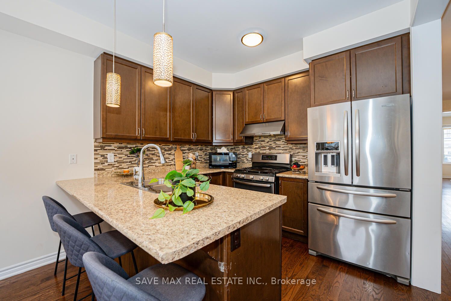 305 Trudeau Drive Property Photo 12