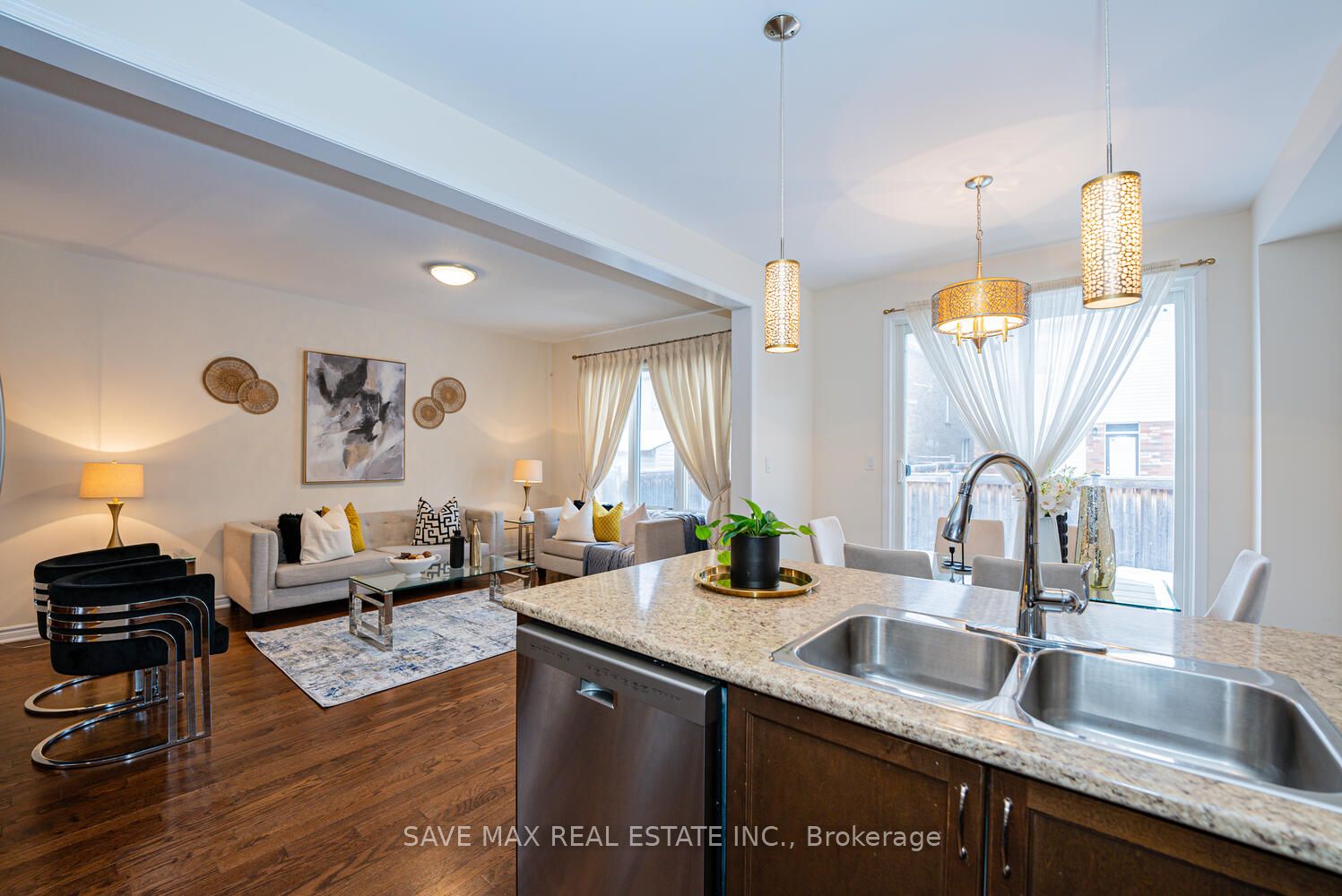 305 Trudeau Drive Property Photo 14