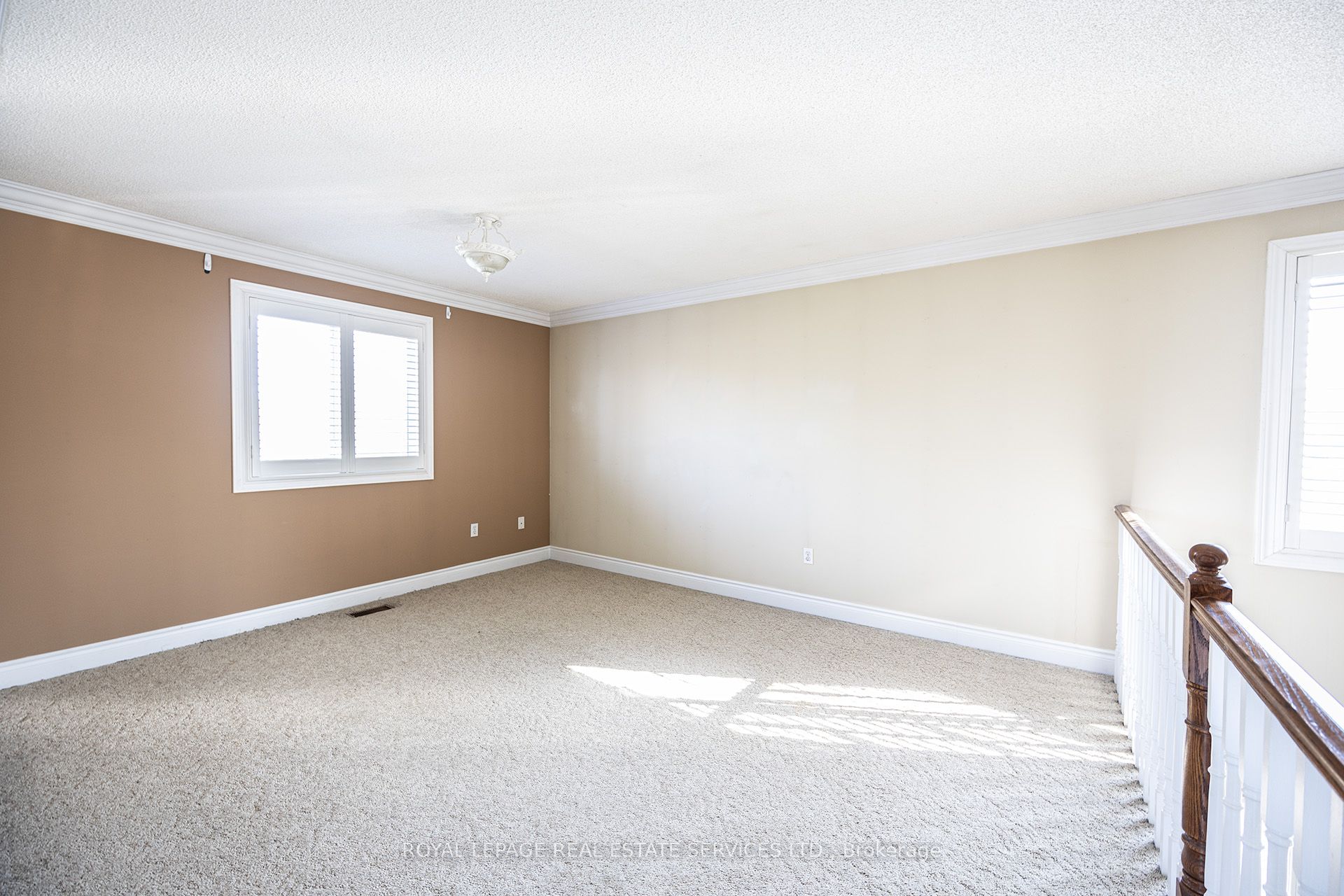 #1 - 5427 Lakeshore Road Property Photo 18