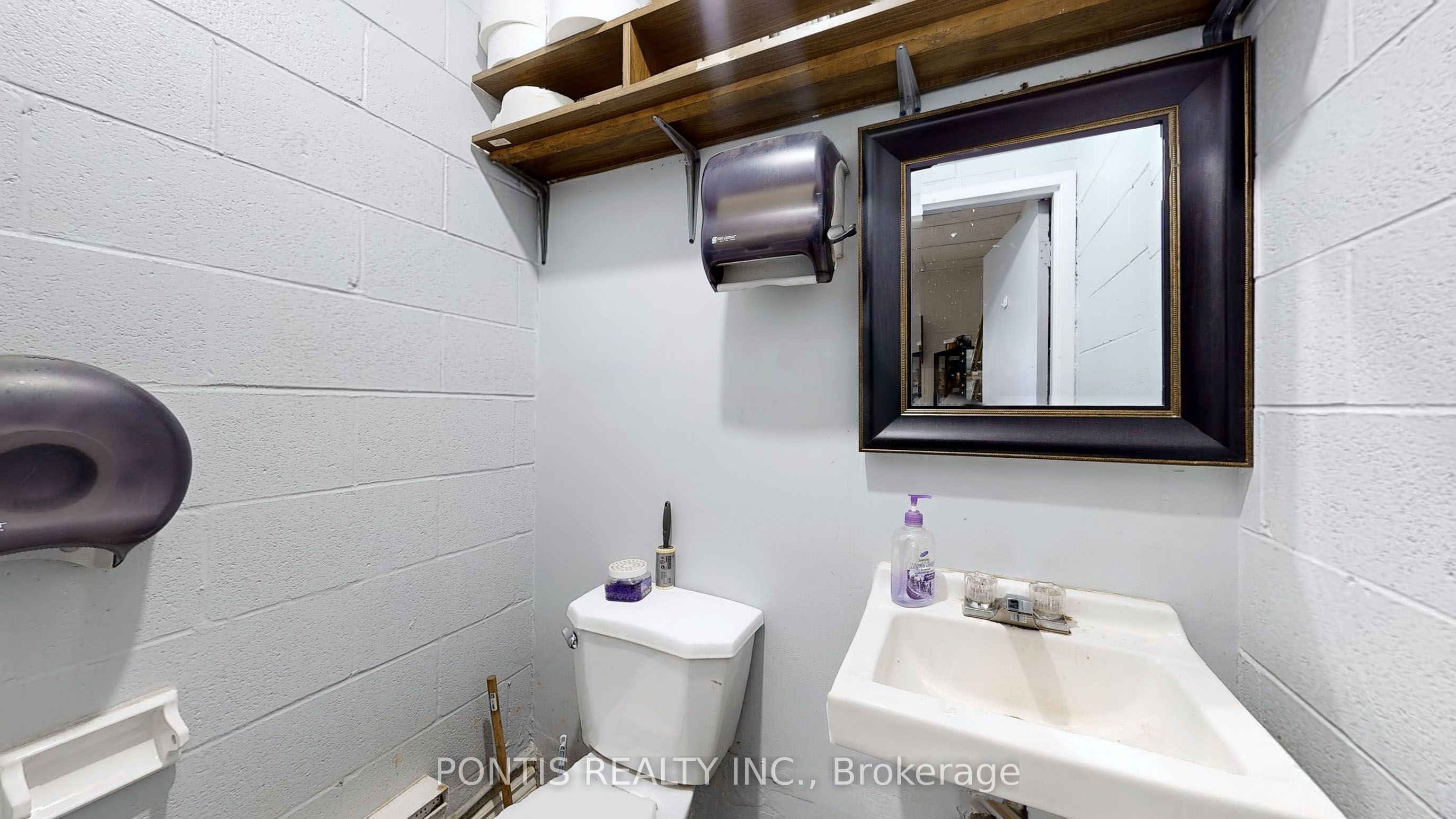 #unit-2 - 6588 Finch Avenue Property Photo 13