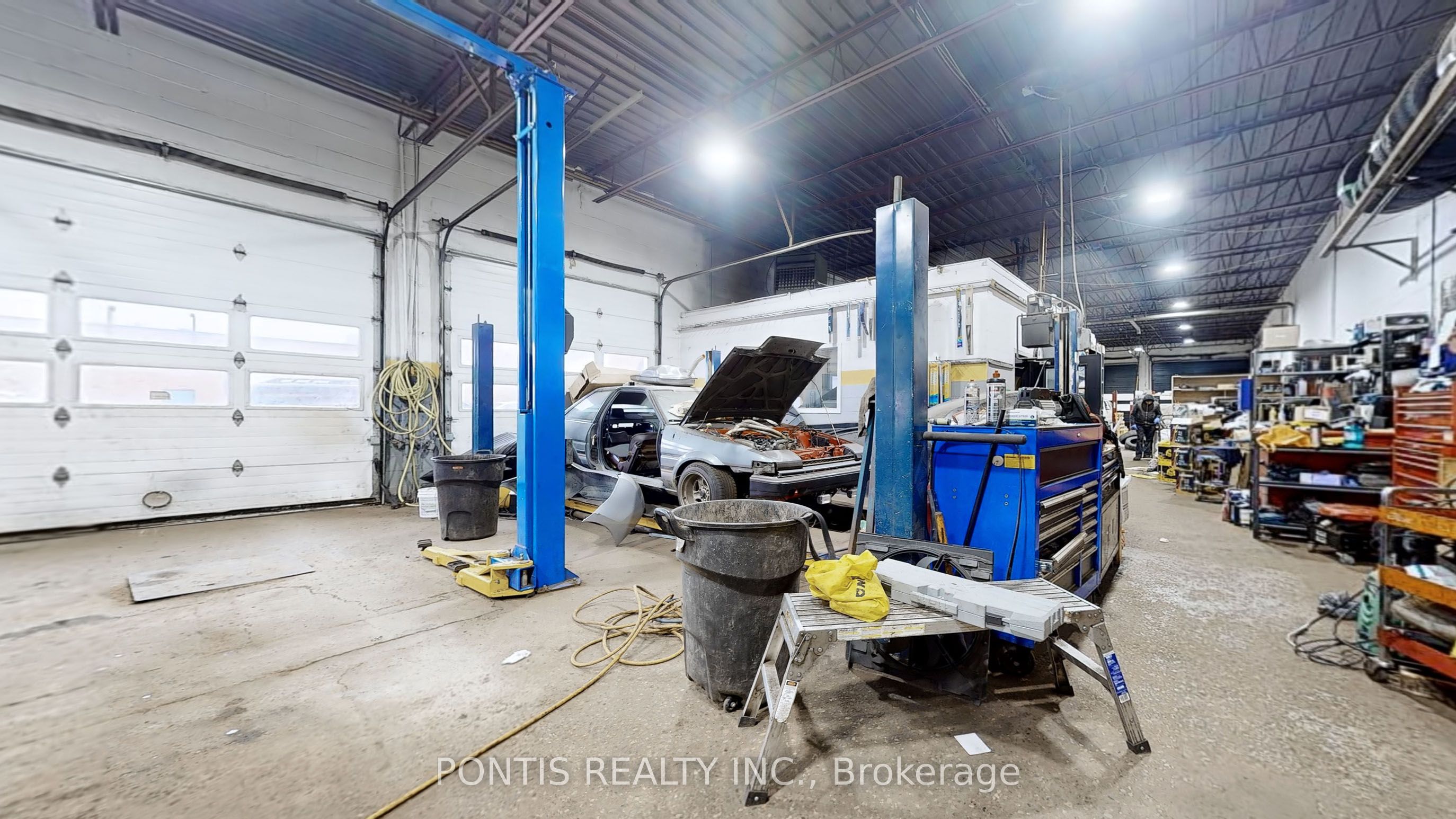 #unit-2 - 6588 Finch Avenue Property Photo 14