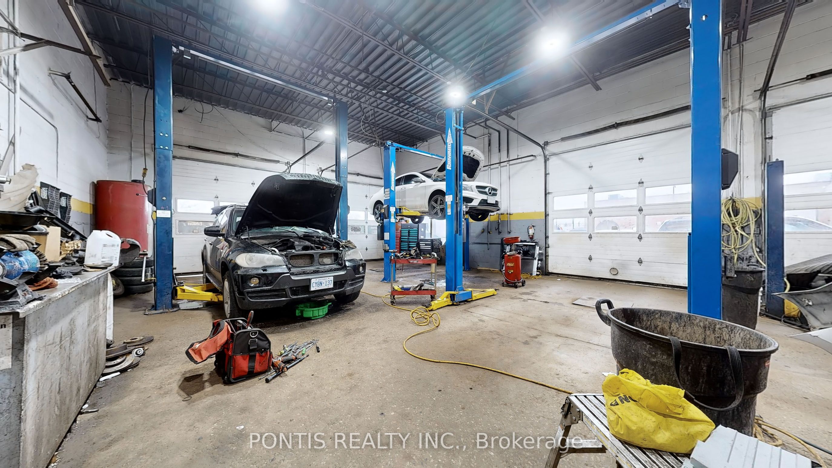 #unit-2 - 6588 Finch Avenue Property Photo 21