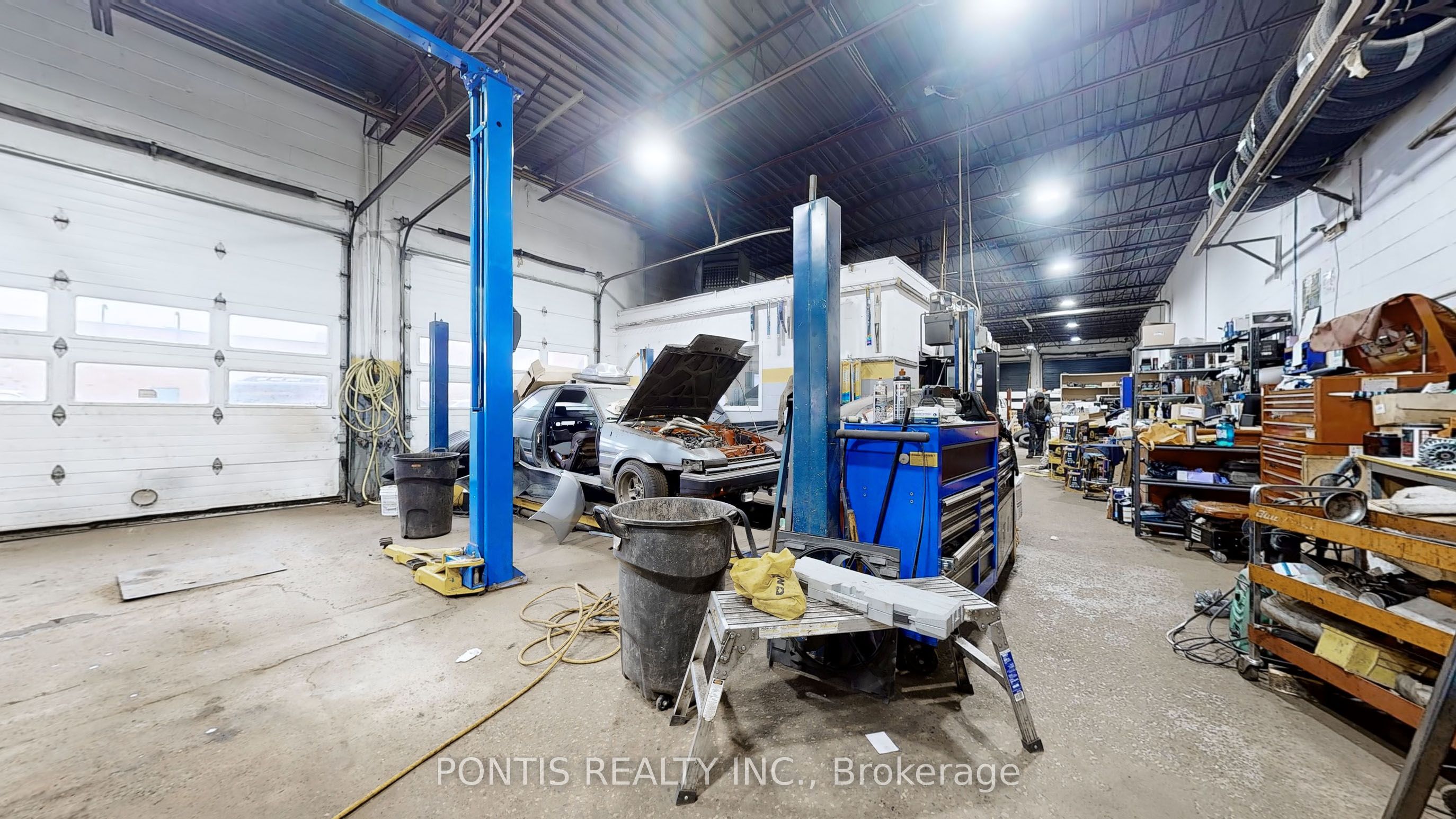#unit-2 - 6588 Finch Avenue Property Photo 22