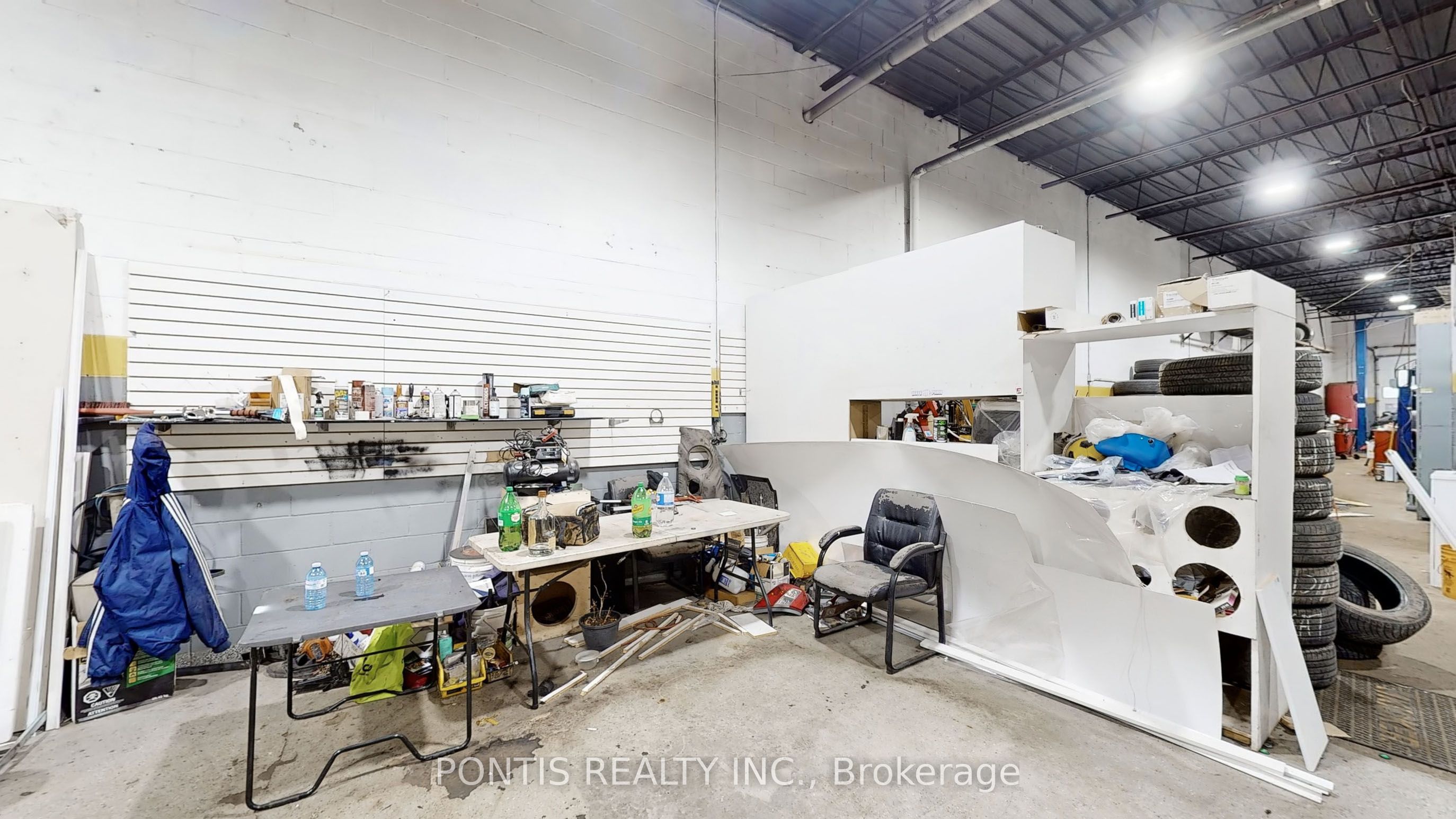 #unit-2 - 6588 Finch Avenue Property Photo 23