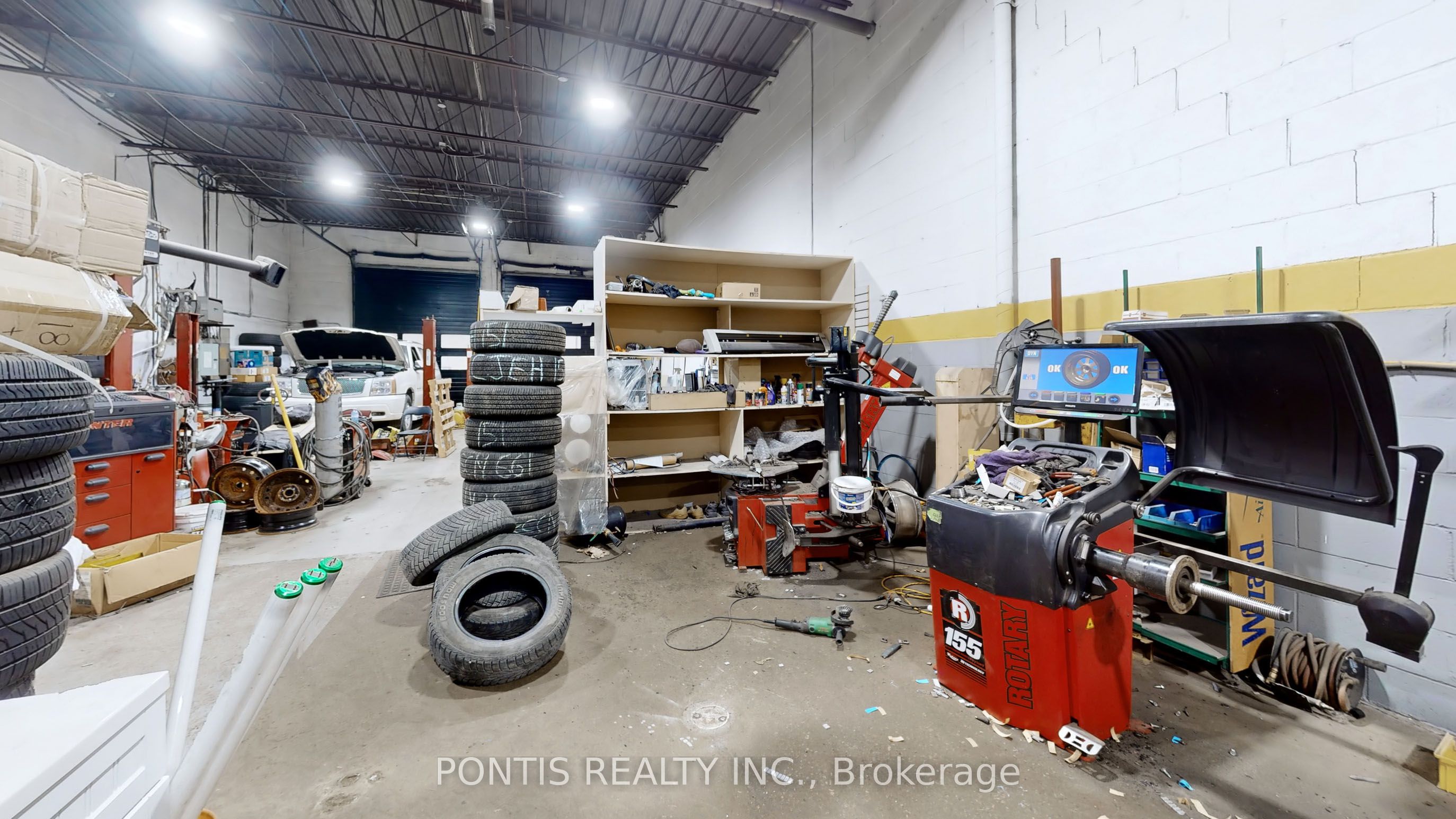#unit-2 - 6588 Finch Avenue Property Photo 32