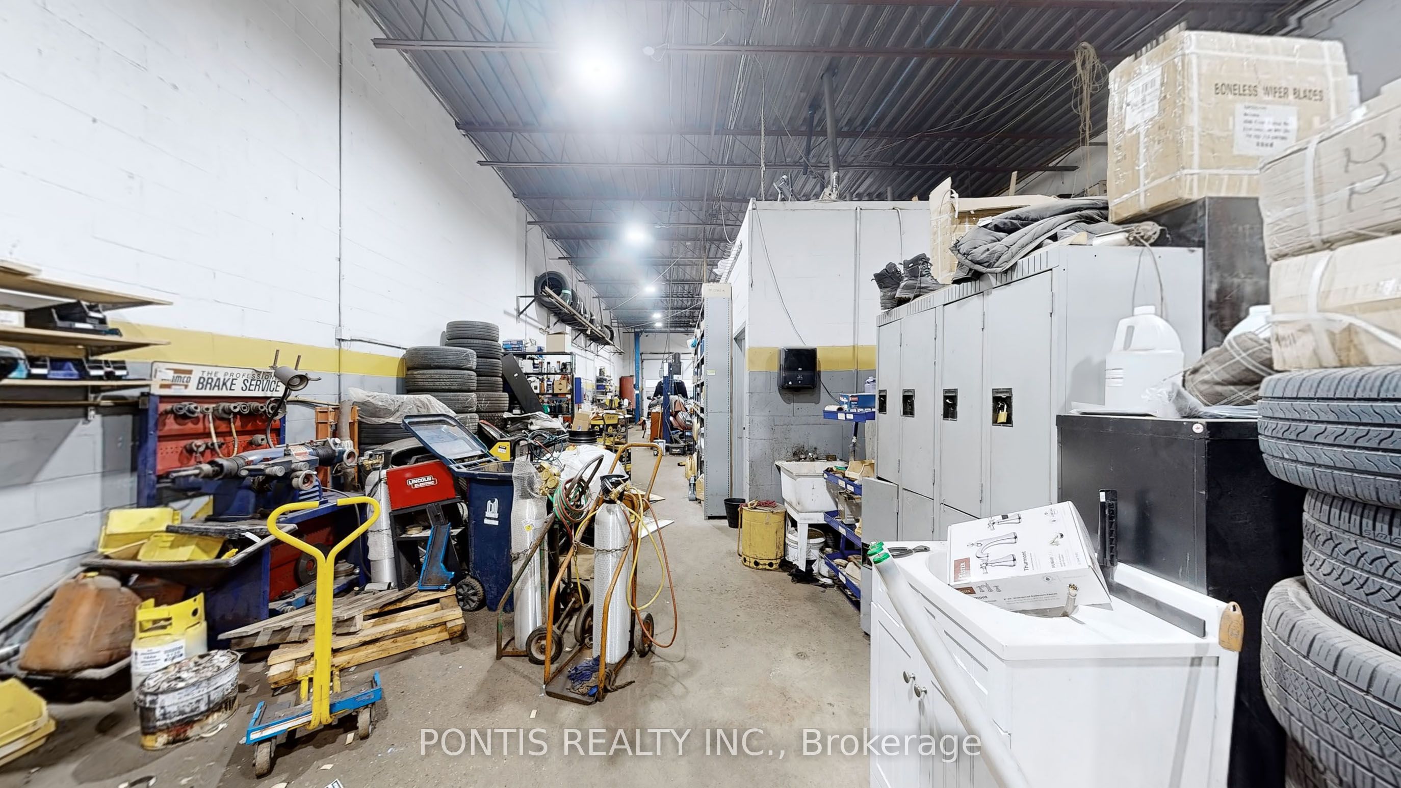 #unit-2 - 6588 Finch Avenue Property Photo 36