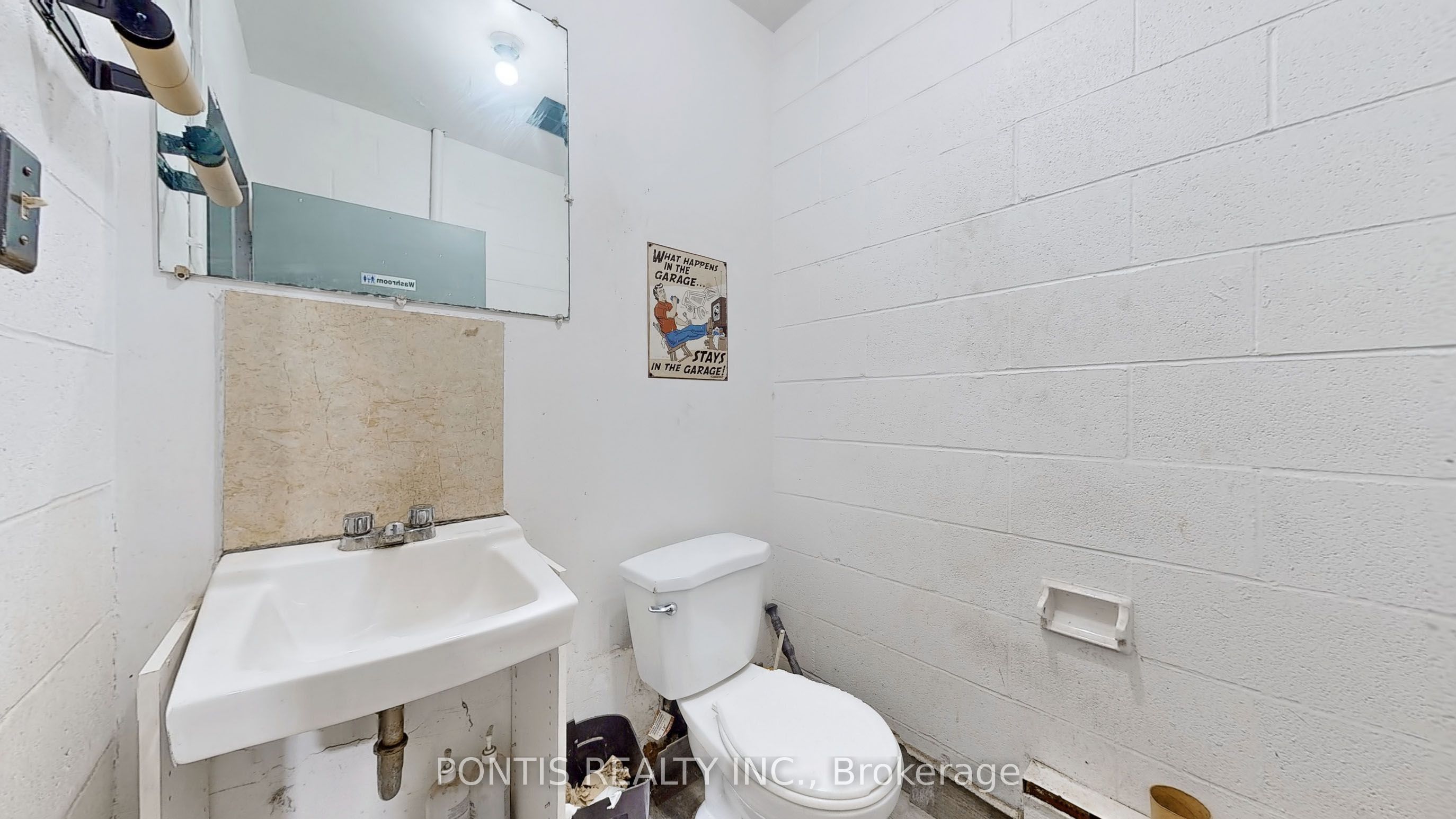 #unit-2 - 6588 Finch Avenue Property Photo 37