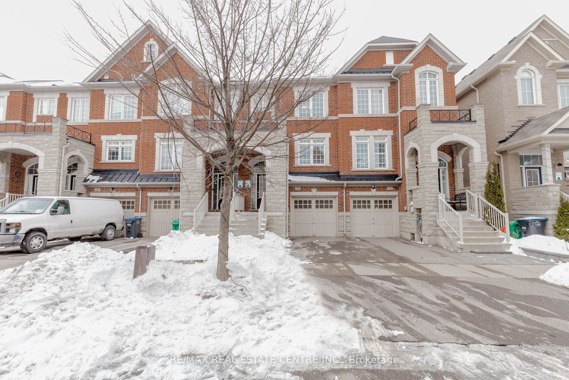 72 Rockman Crescent Property Photo 1