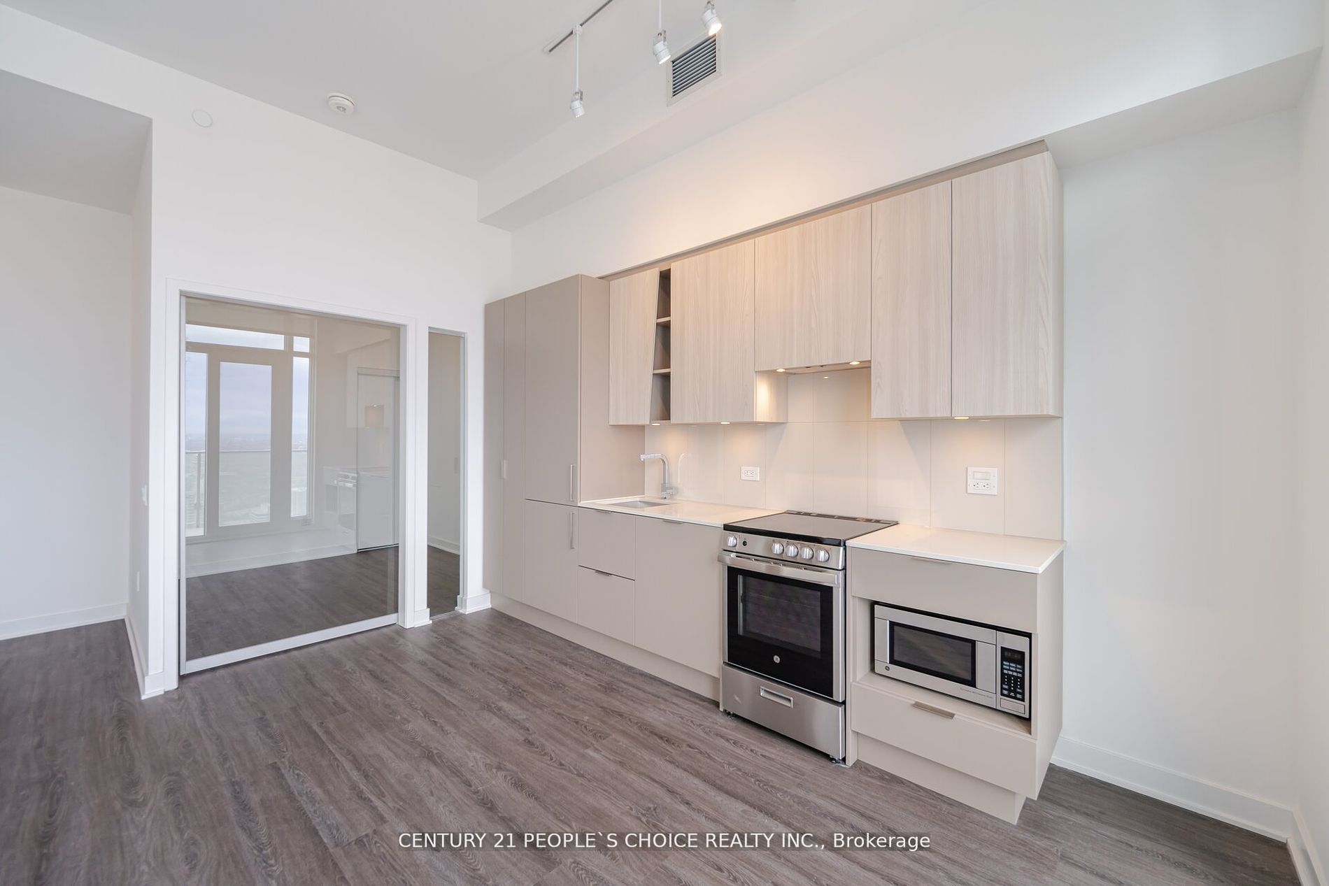 #6014 - 3900 Confederation Parkway Property Photo 17