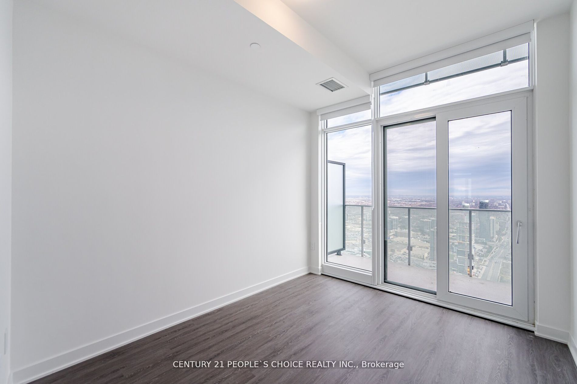 #6014 - 3900 Confederation Parkway Property Photo 28