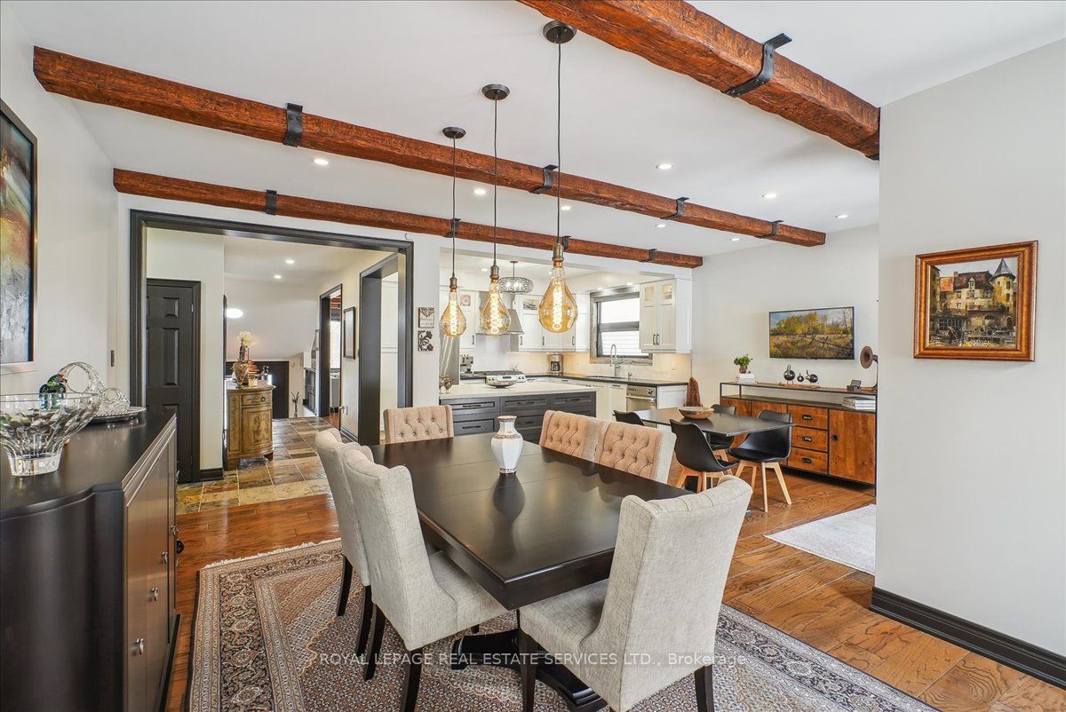 16 Arborglen Drive Property Photo 16