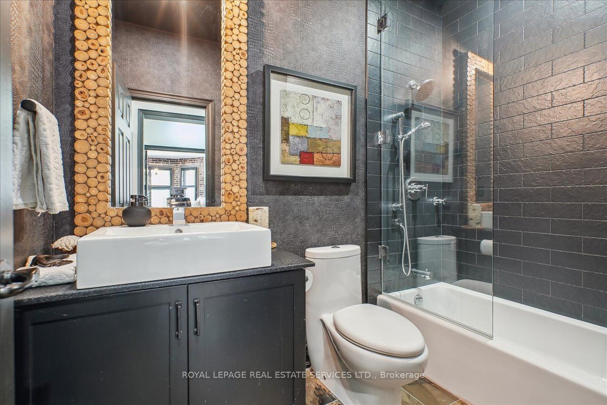 16 Arborglen Drive Property Photo 22