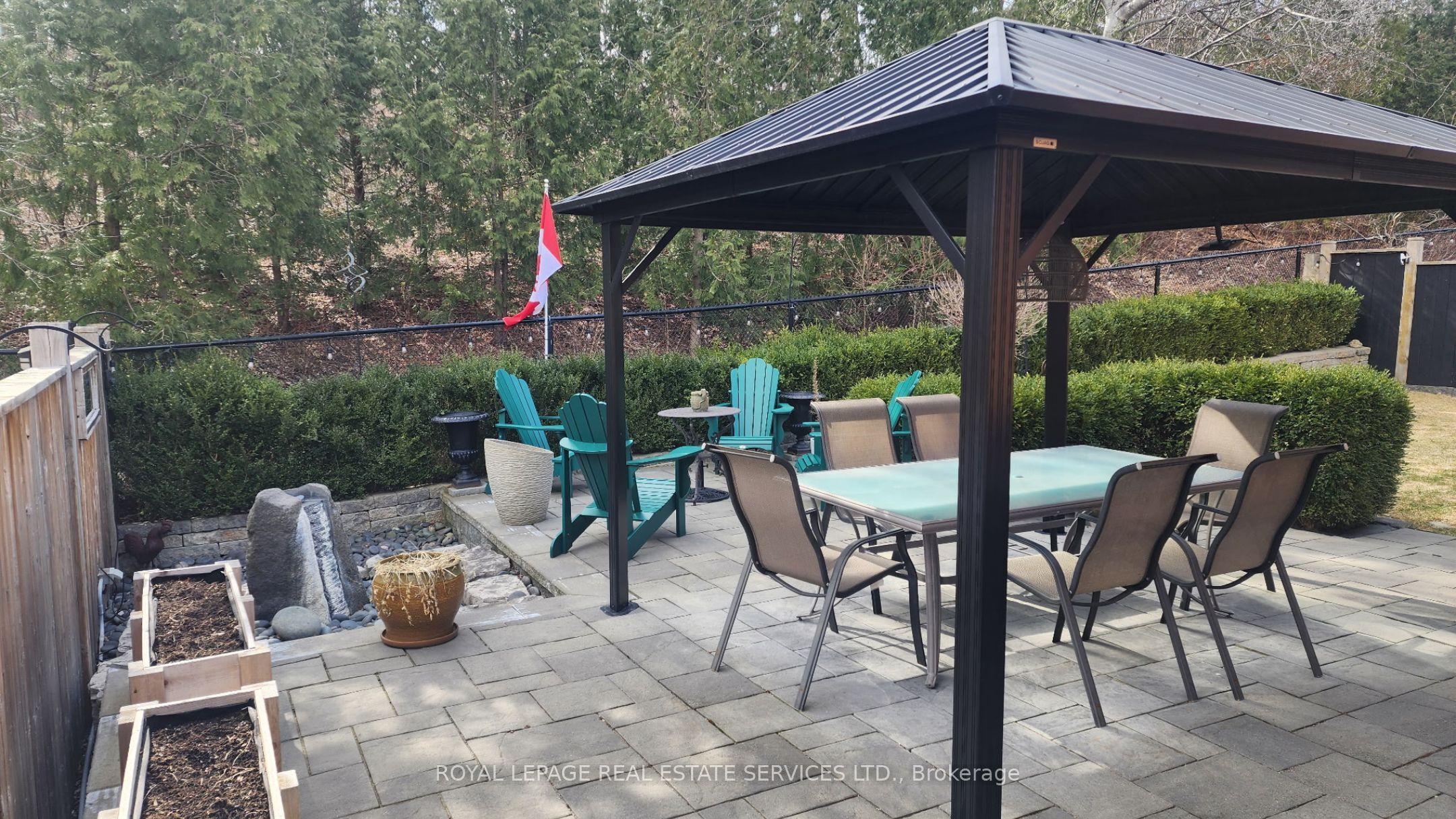 16 Arborglen Drive Property Photo 32