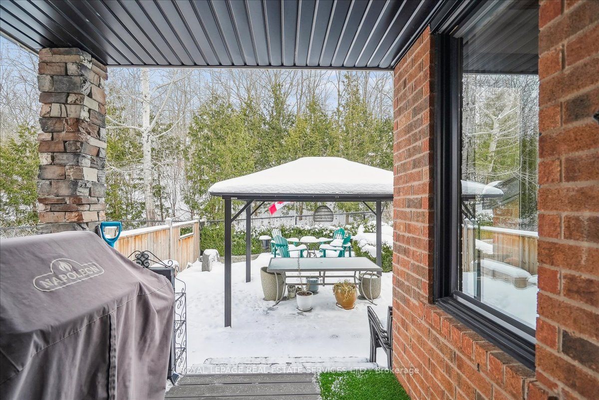 16 Arborglen Drive Property Photo 33