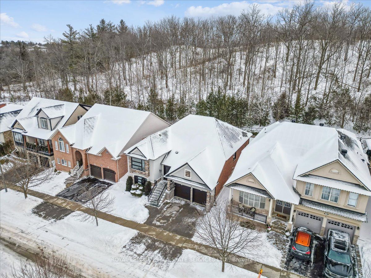 16 Arborglen Drive Property Photo 37