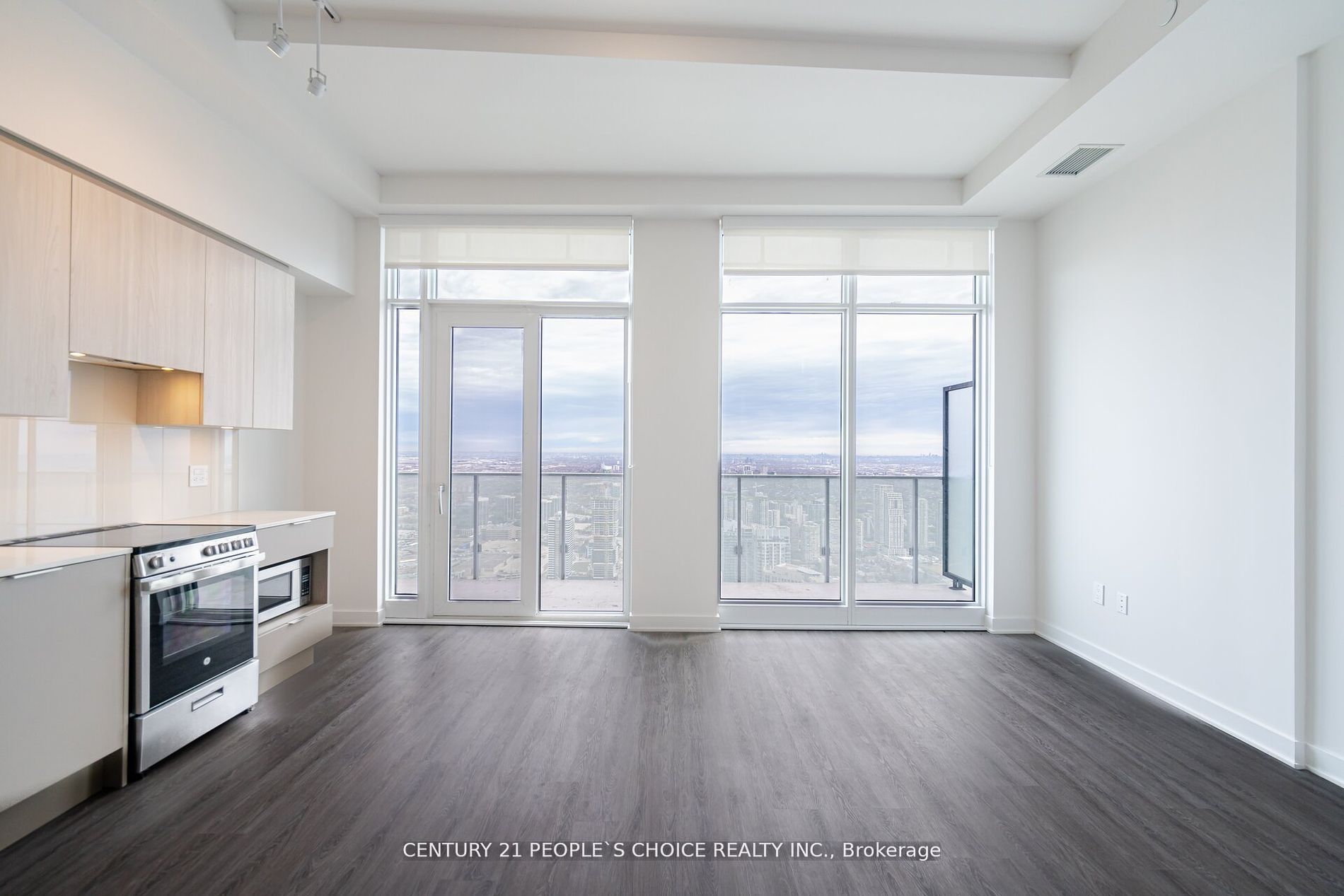 #6014 - 3900 Confederation Parkway Property Photo 10