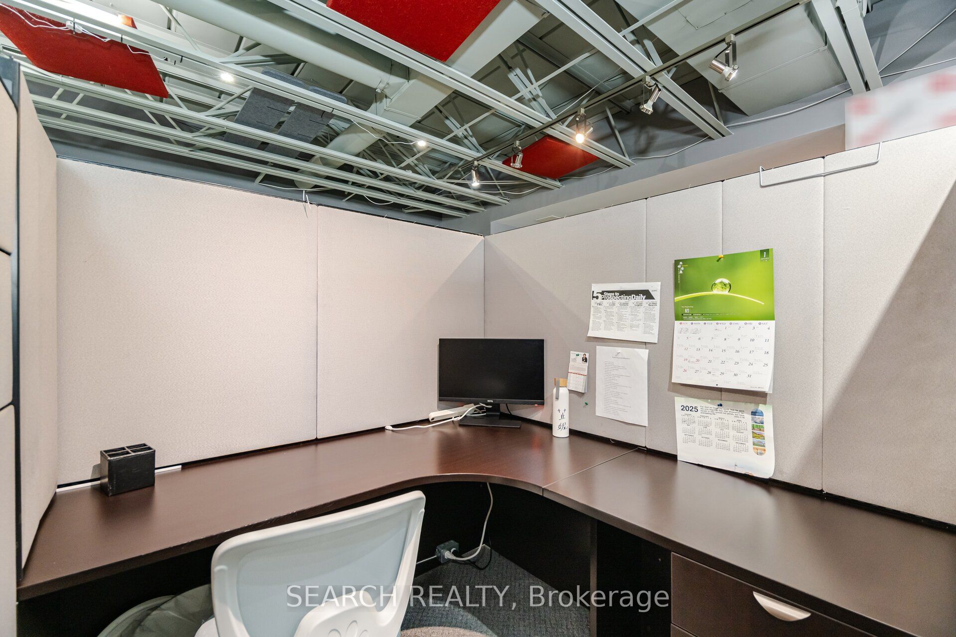 #100 - 50 Village Centre Place Property Photo 12
