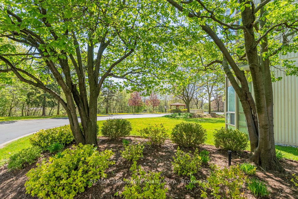 #1209 - 5080 Pinedale Avenue Property Photo 34
