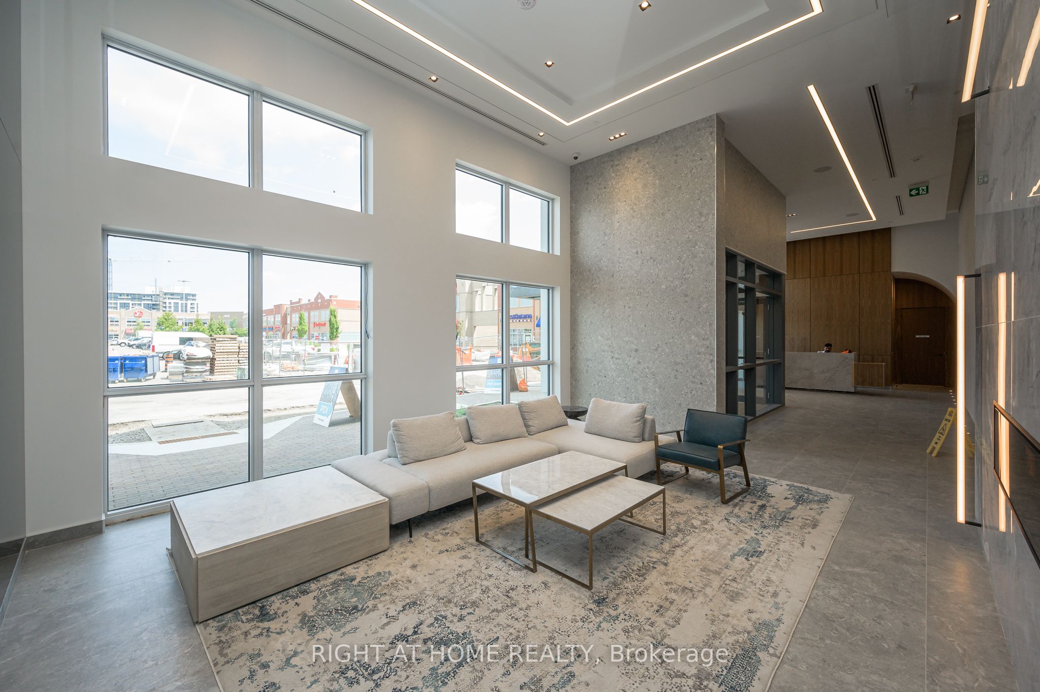 #605 - 509 Dundas Street Property Photo 37