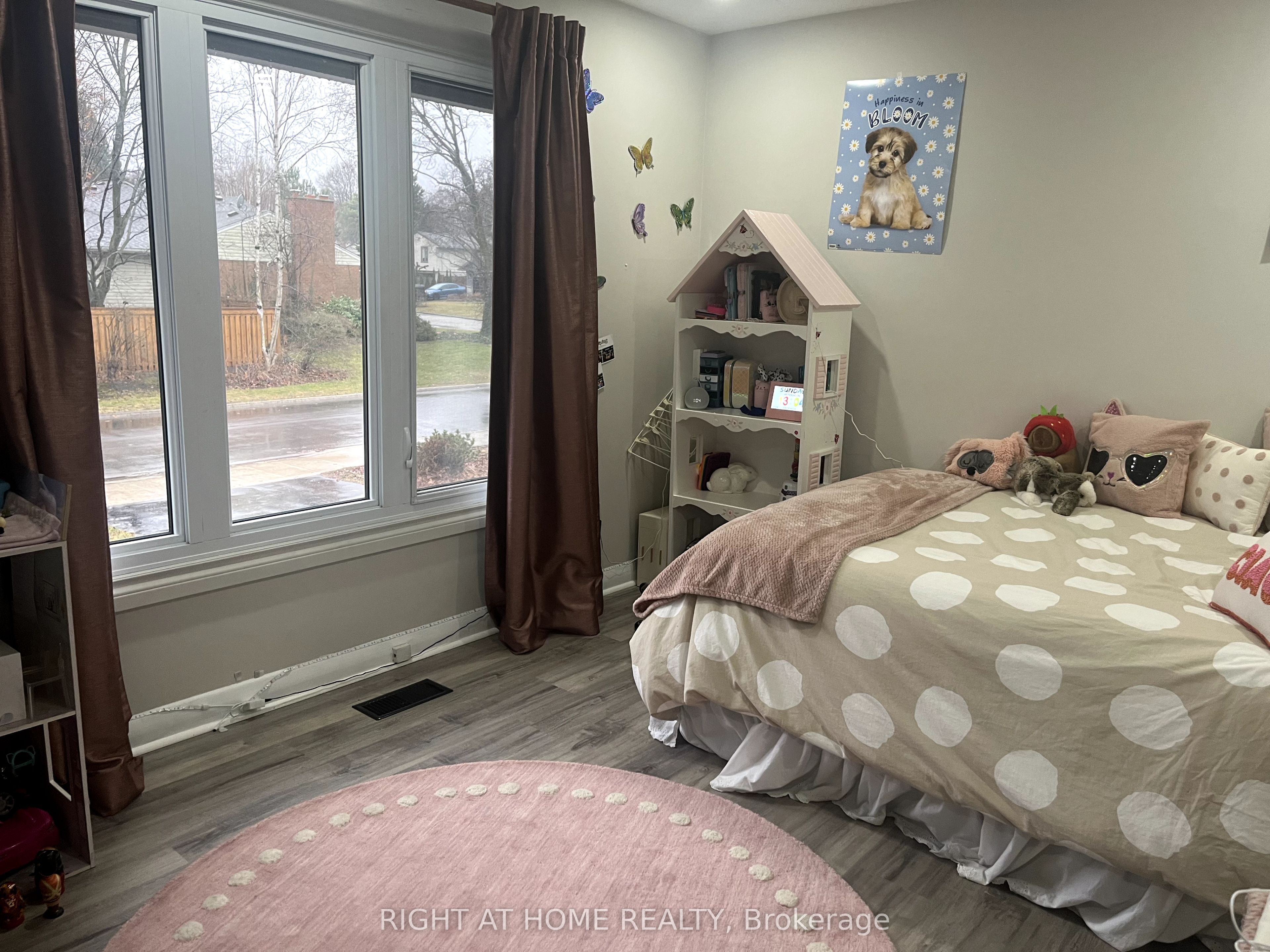 253 Strathcona Drive Property Photo 9