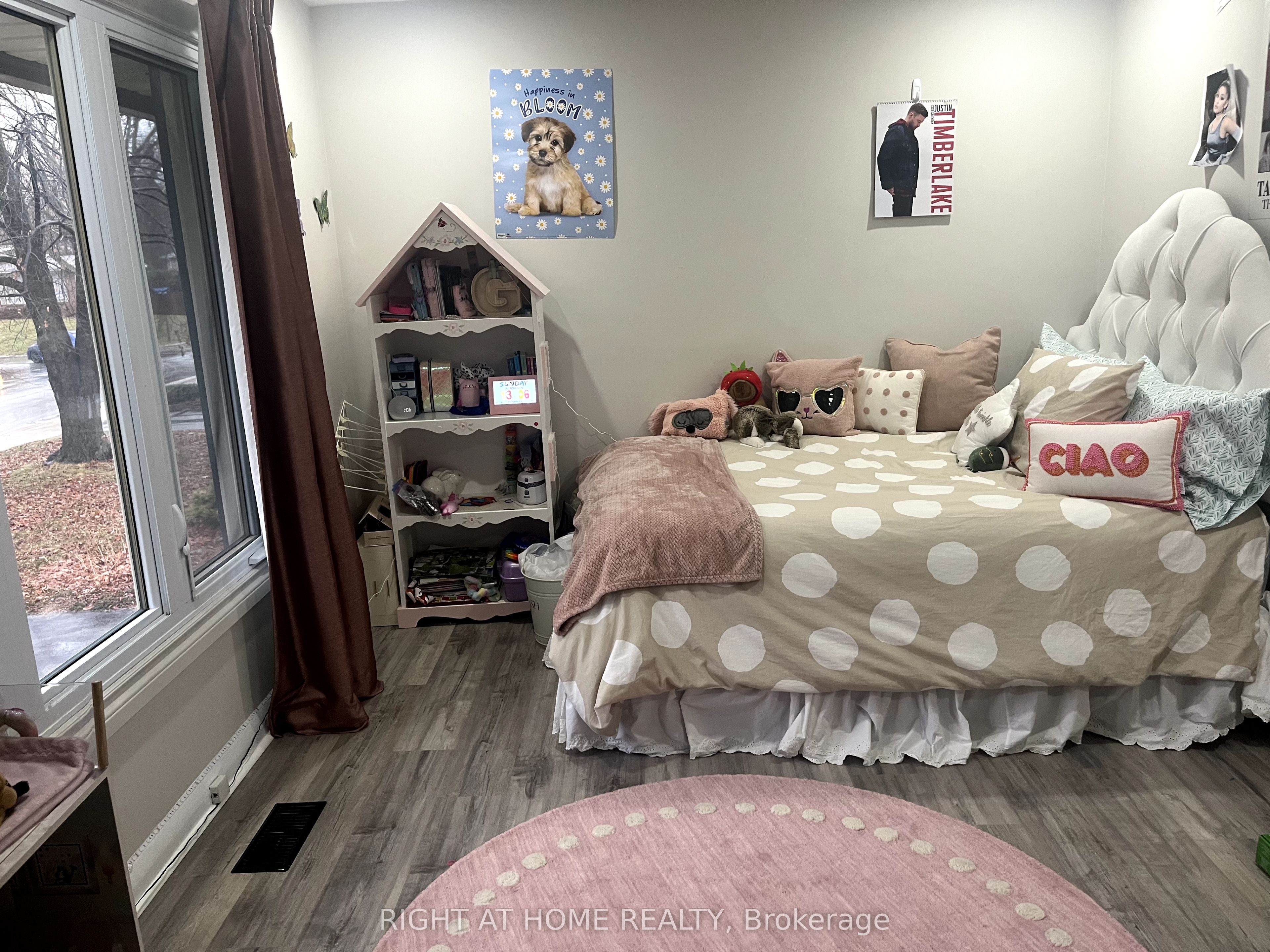 253 Strathcona Drive Property Photo 10