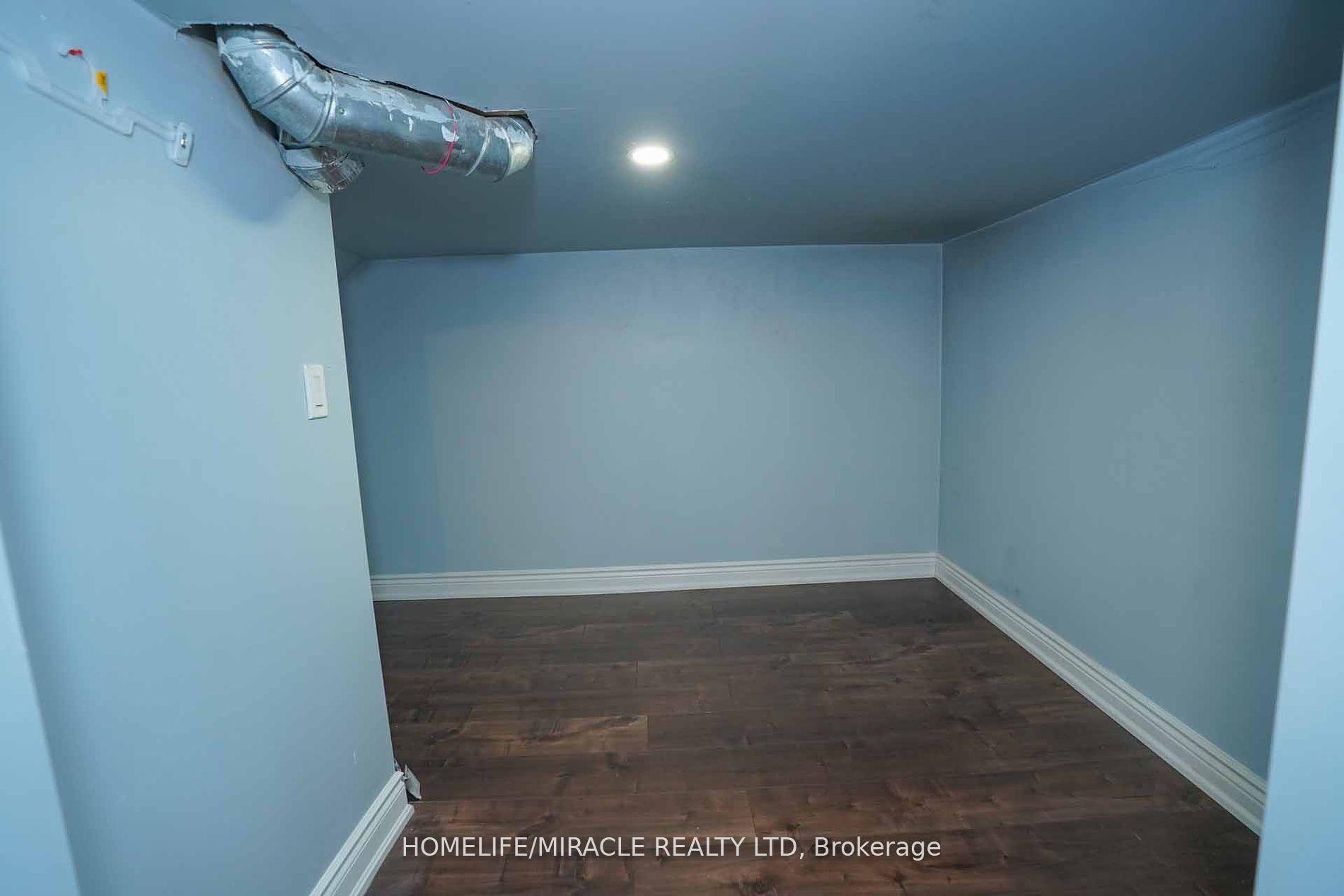 ##lower - 22 Courtsfield Crescent Property Photo 13