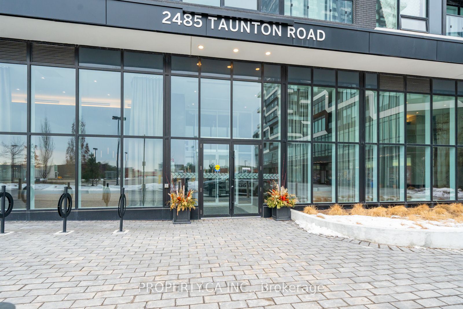 #427 - 2485 Taunton Road Property Photo 1