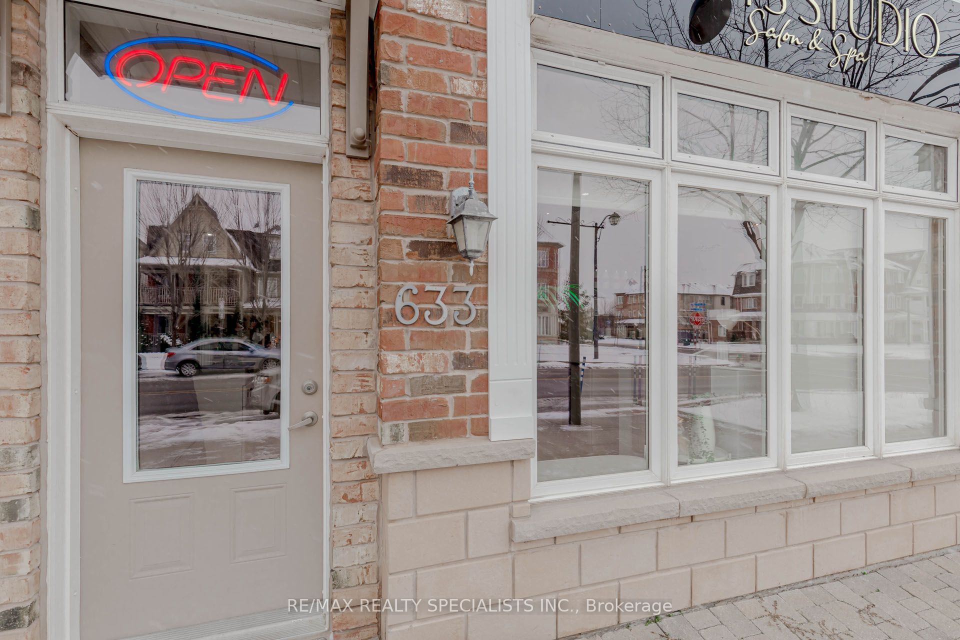 633 Holly Avenue Property Photo 7