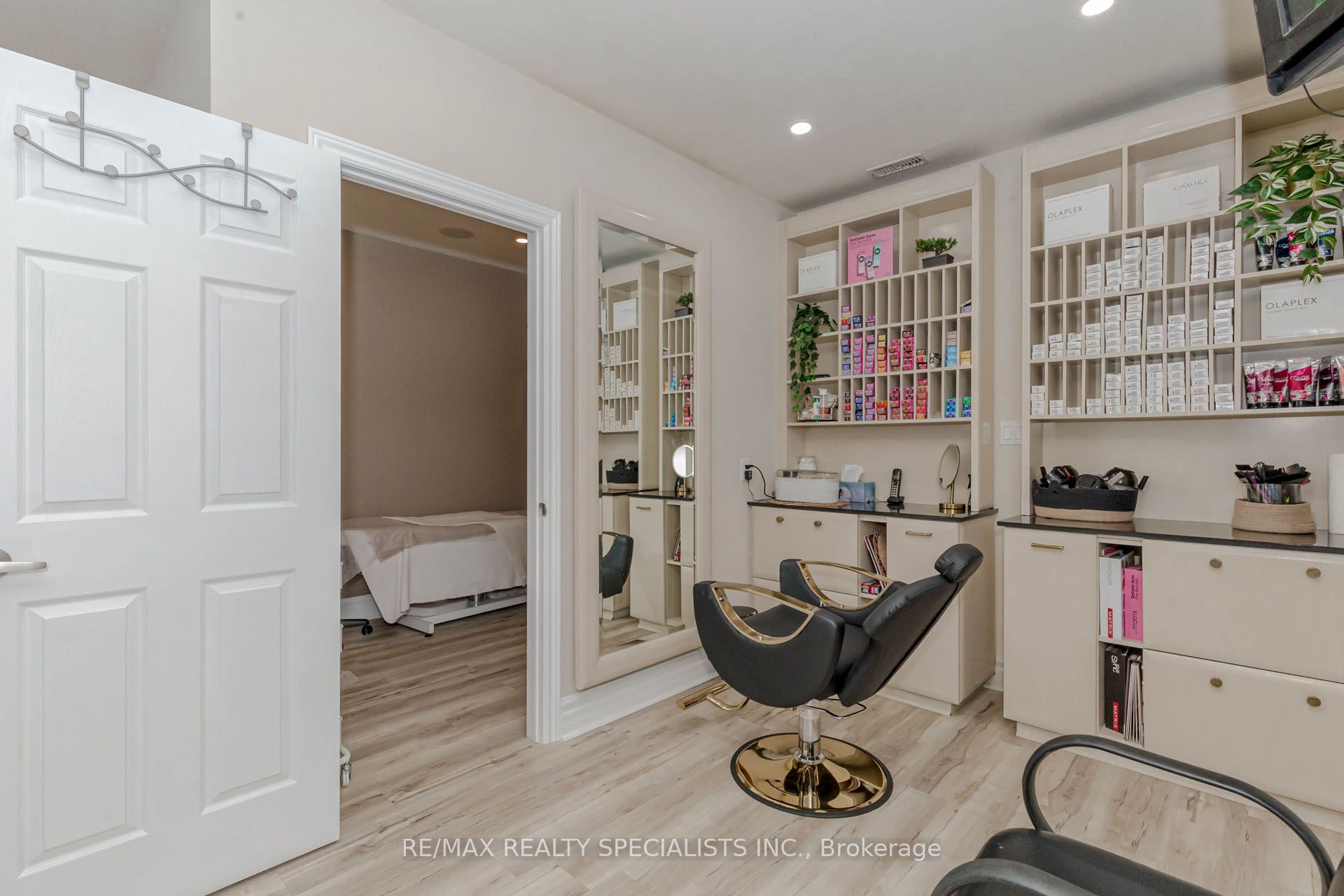633 Holly Avenue Property Photo 32