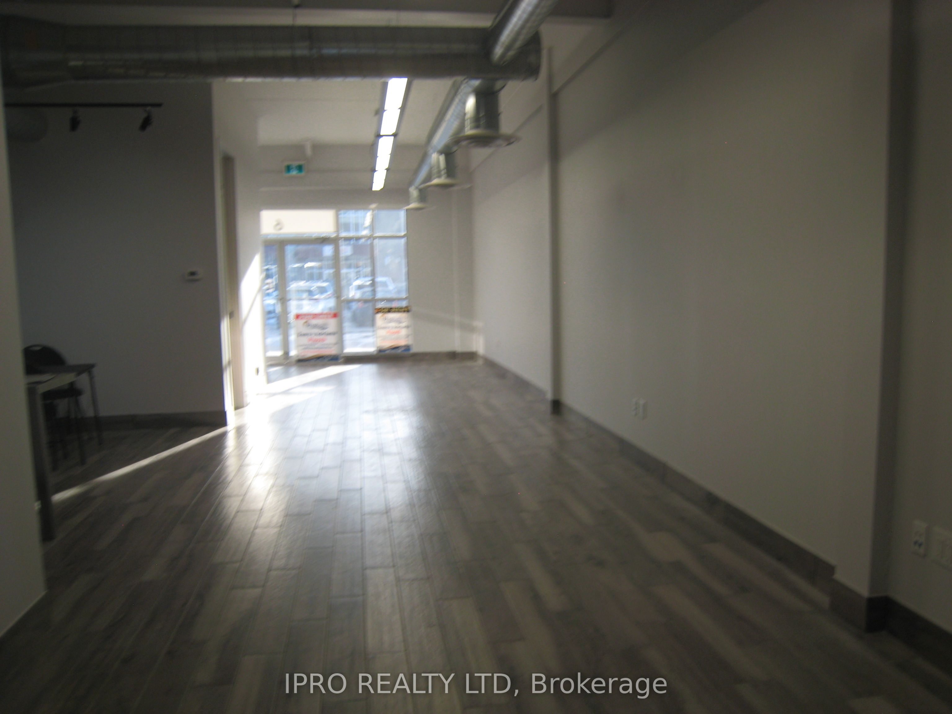 #6 - 217 Speers Road Property Photo 20