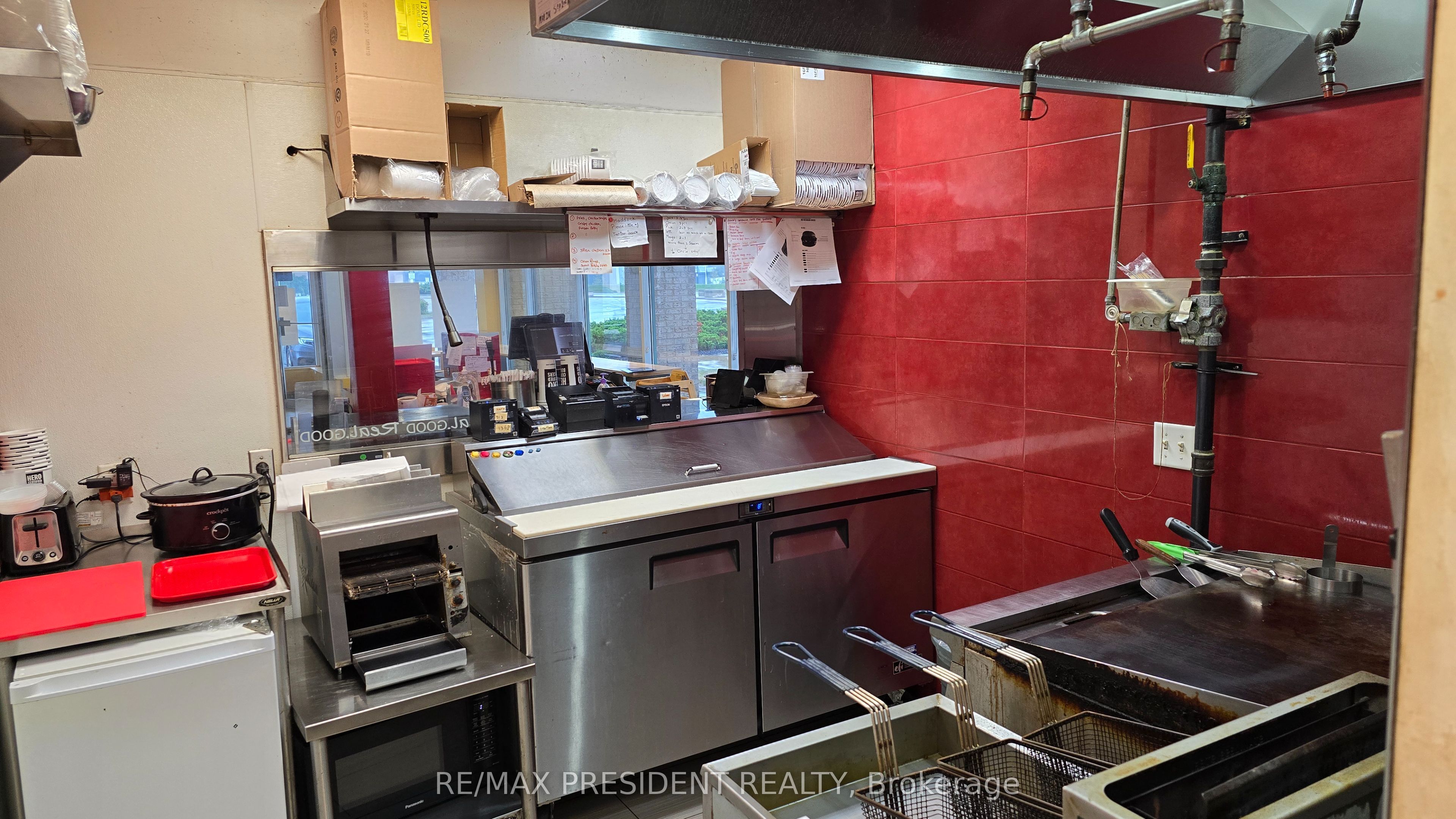 2690 Erin Centre Boulevard Property Photo 13