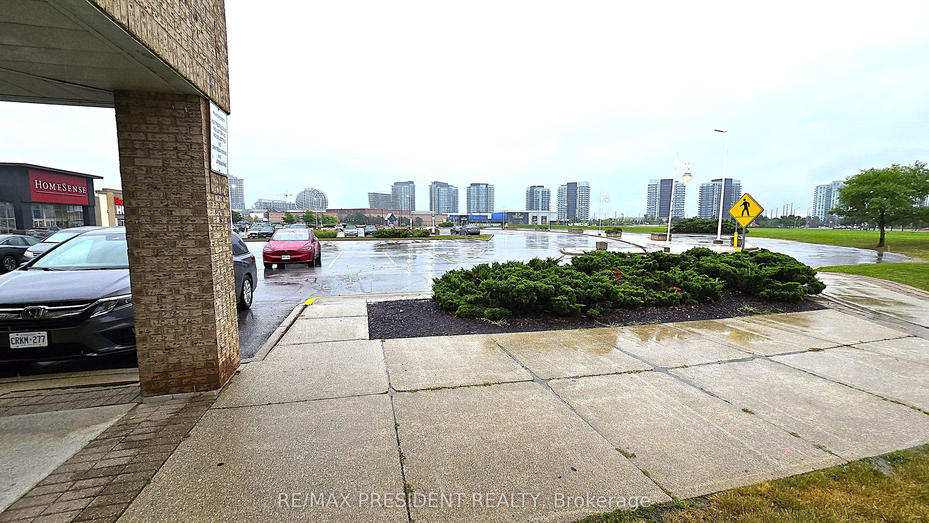 2690 Erin Centre Boulevard Property Photo 21