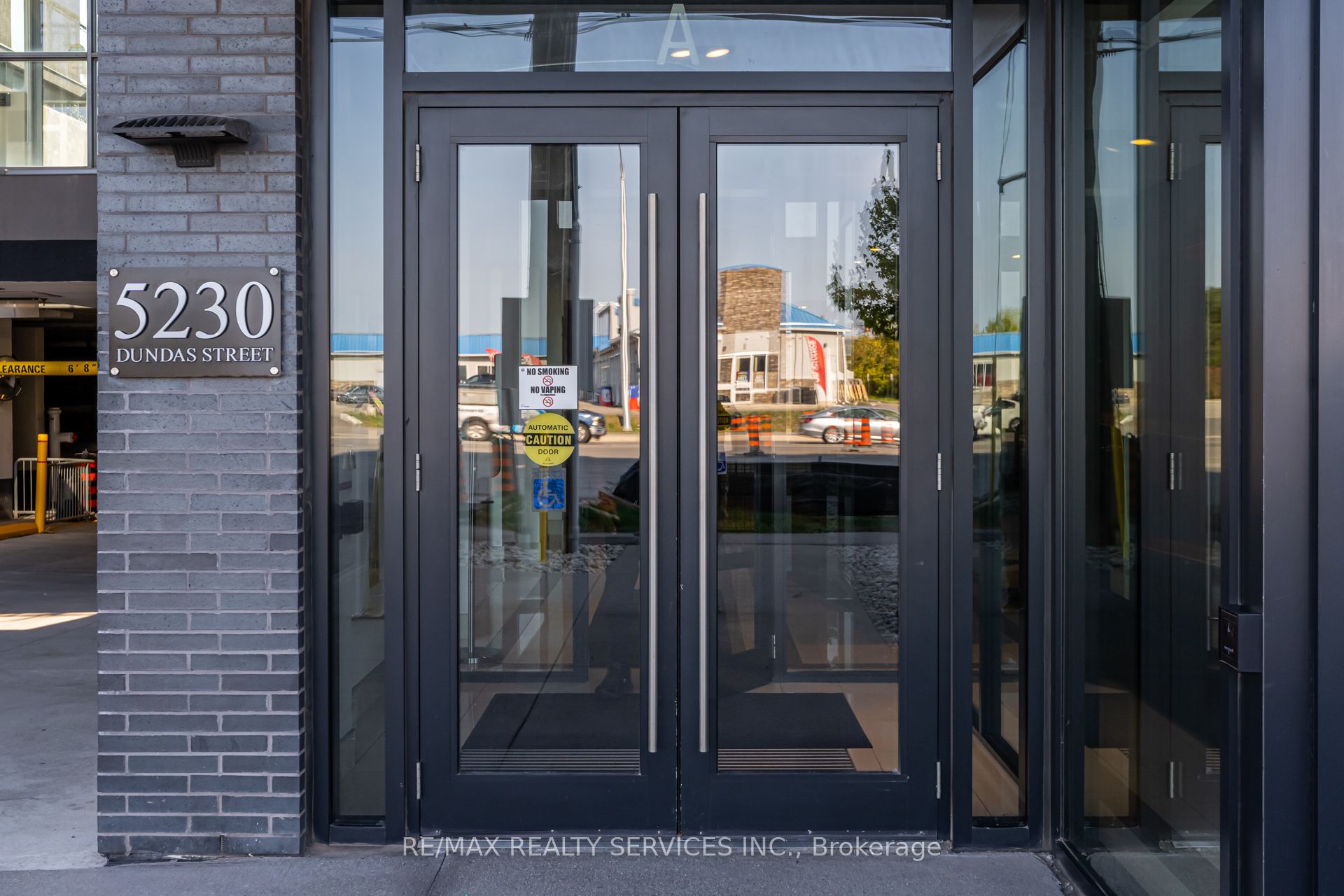 #1 - 5230 Dundas Street Property Photo 14