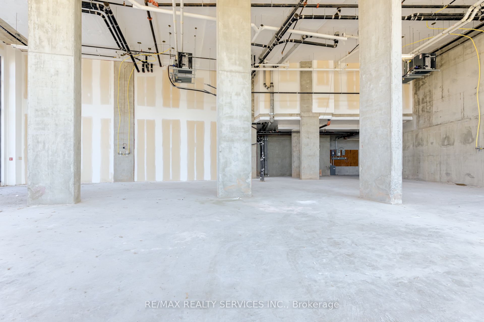 #1 - 5230 Dundas Street Property Photo 16