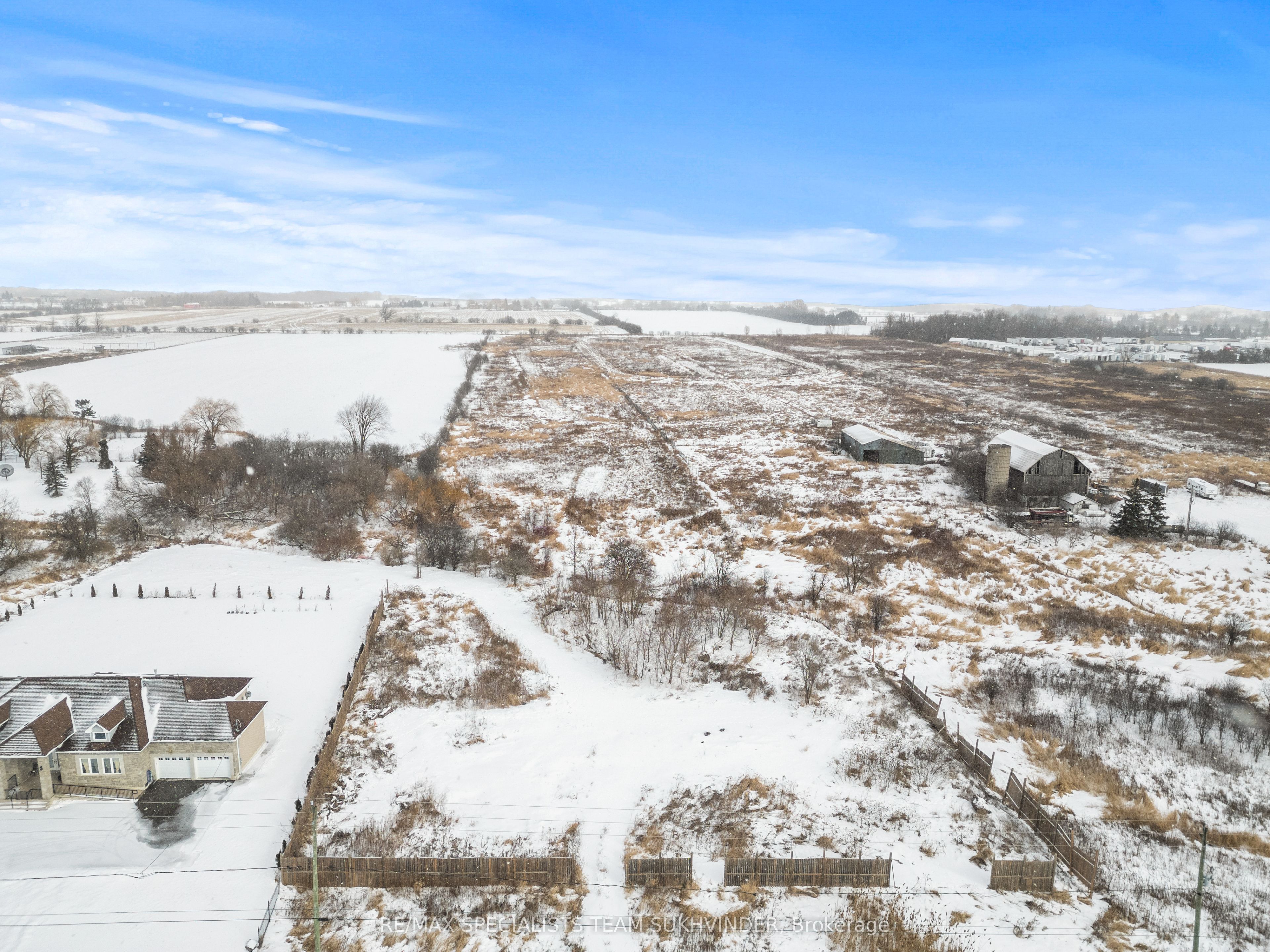 13185 Airport Road Property Photo 9