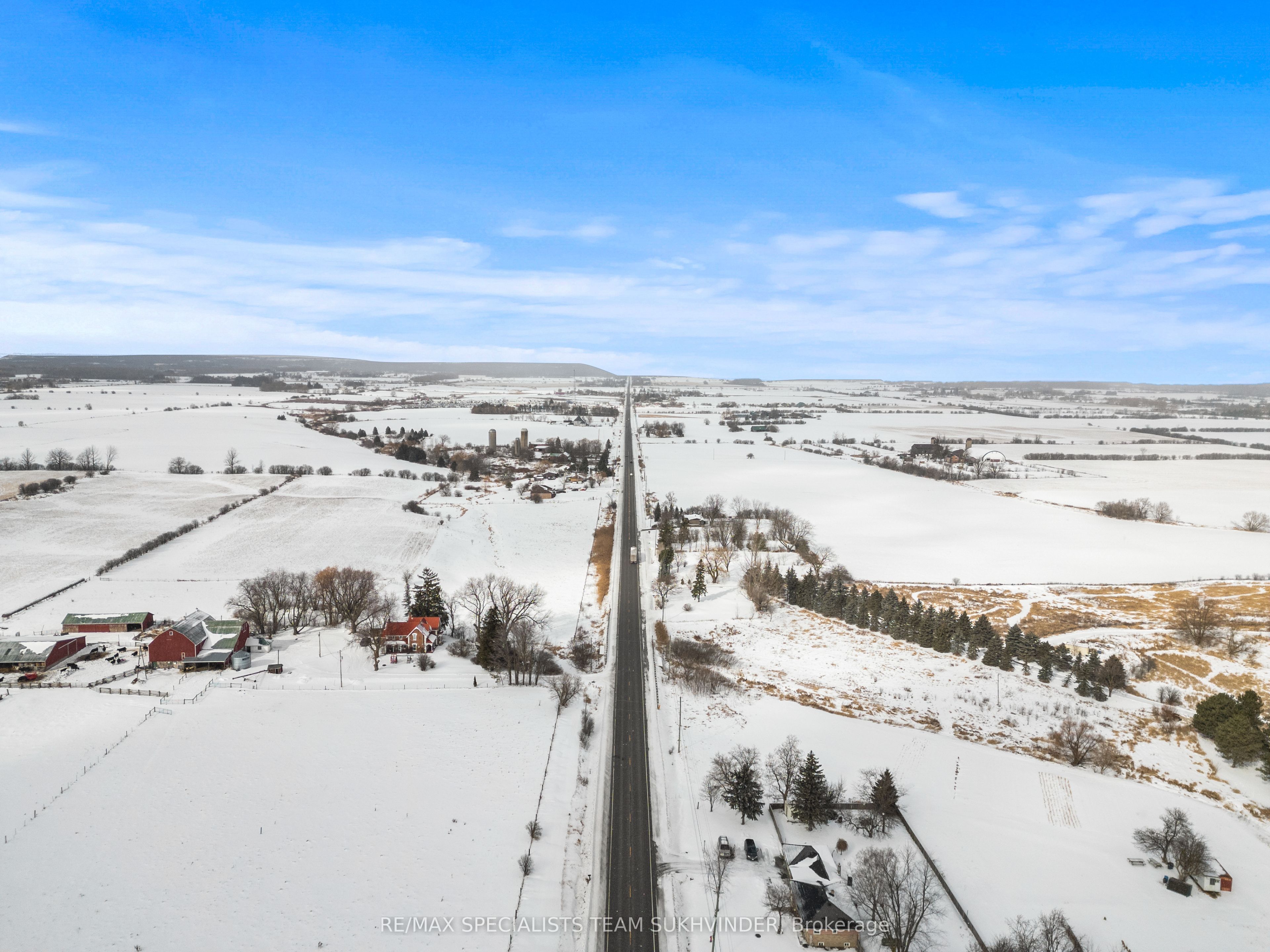 13185 Airport Road Property Photo 8