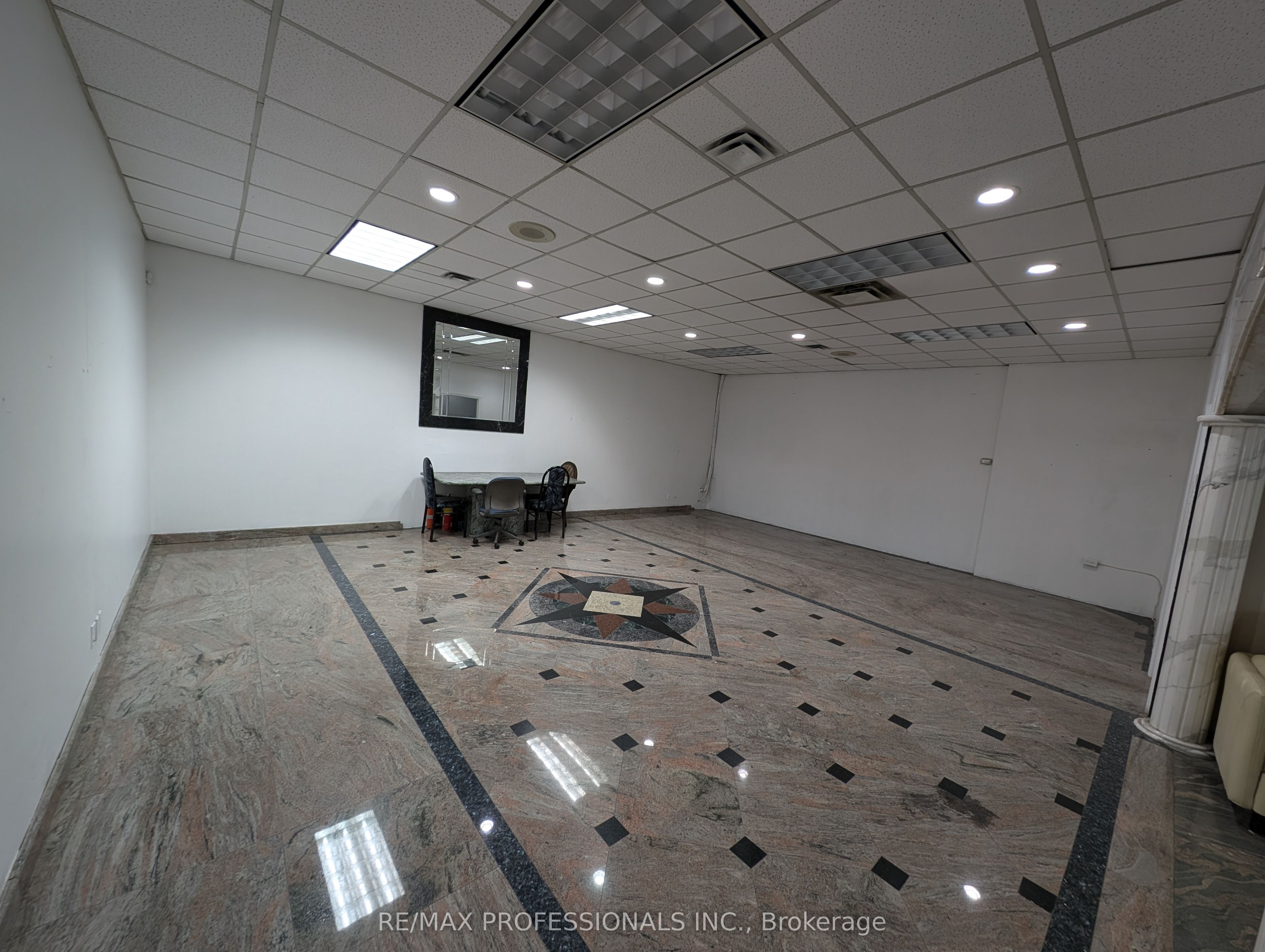 3505 Hawkestone Road Property Photo 4