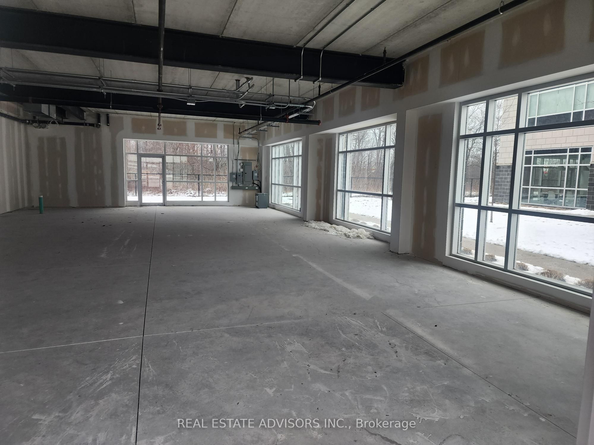 #101 - 3475 Rebecca Street Property Photo 3