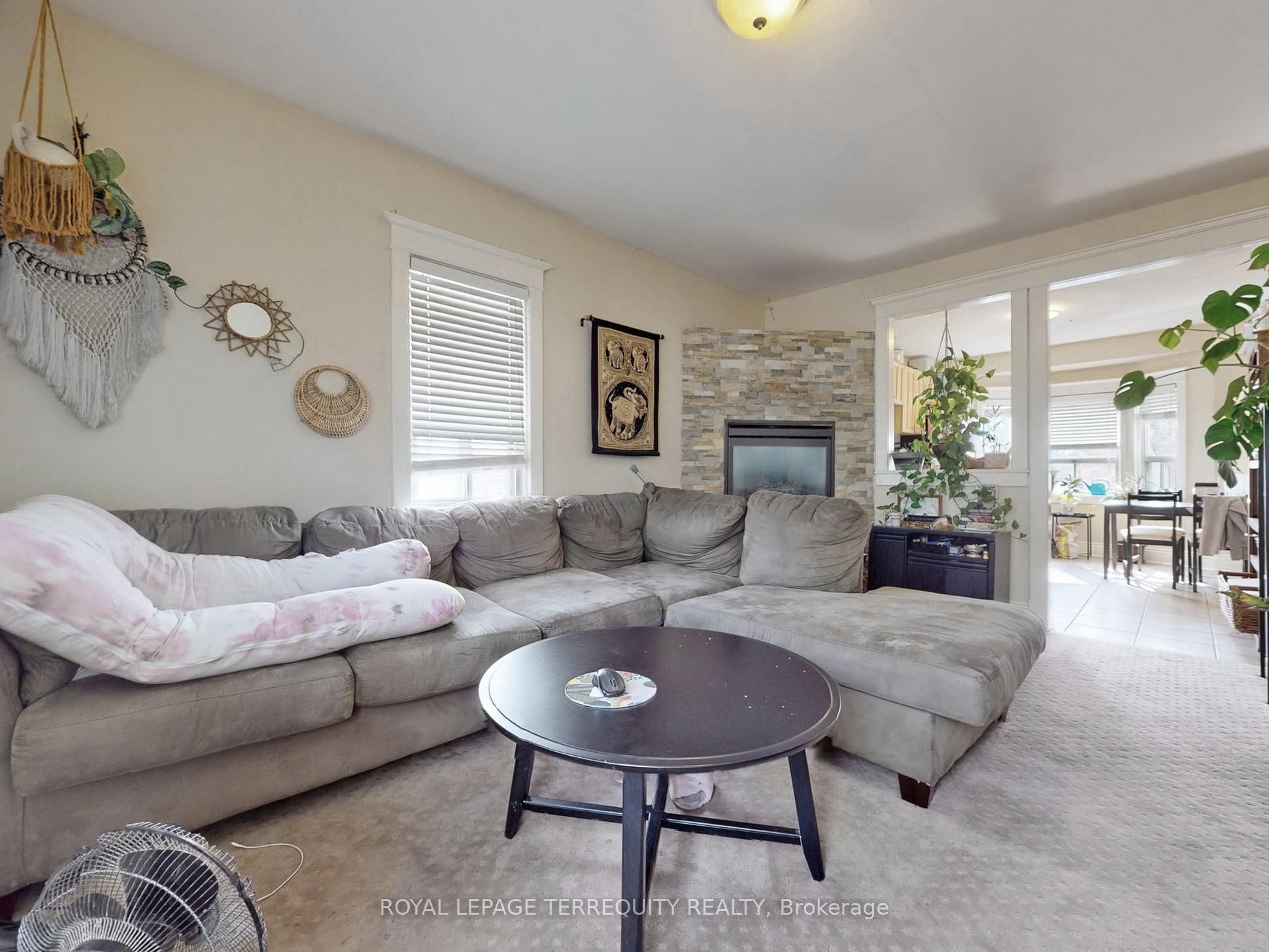 197 Park Lawn Road Property Photo 3