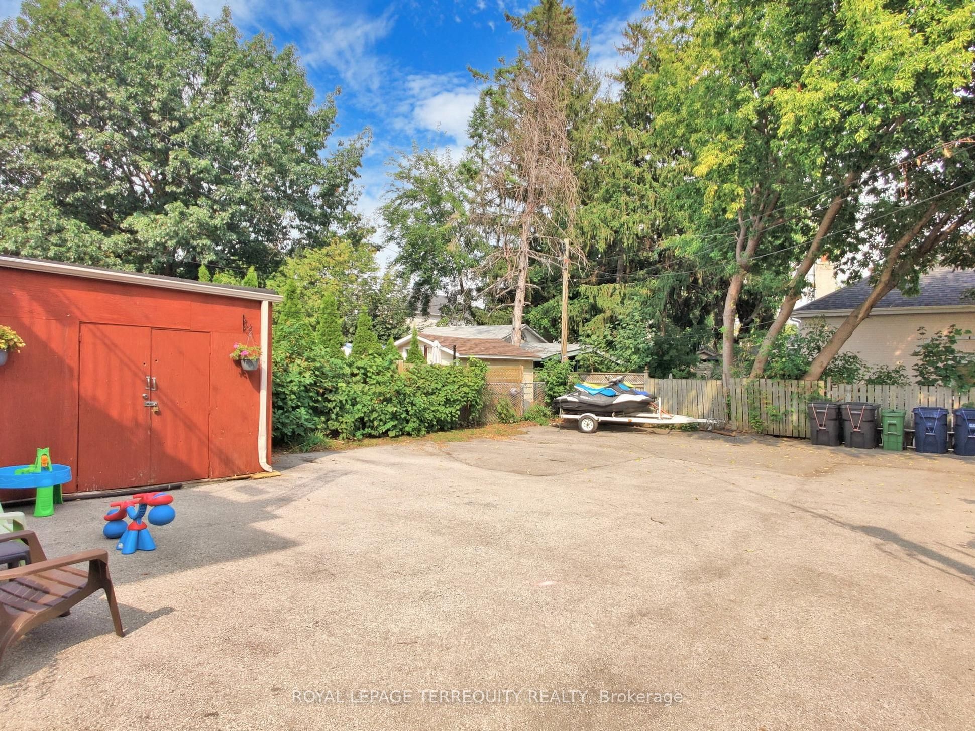 197 Park Lawn Road Property Photo 35