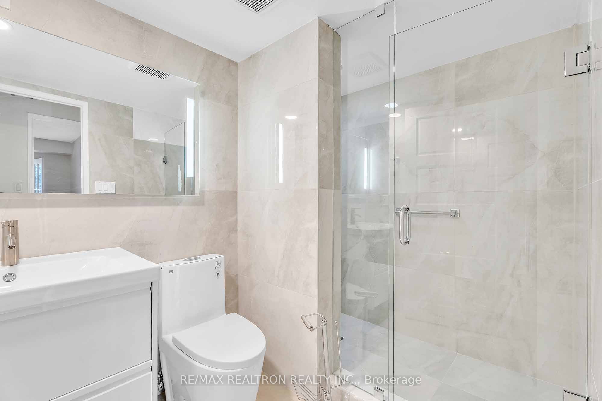 #411 - 2267 Lake Shore Boulevard Property Photo 23