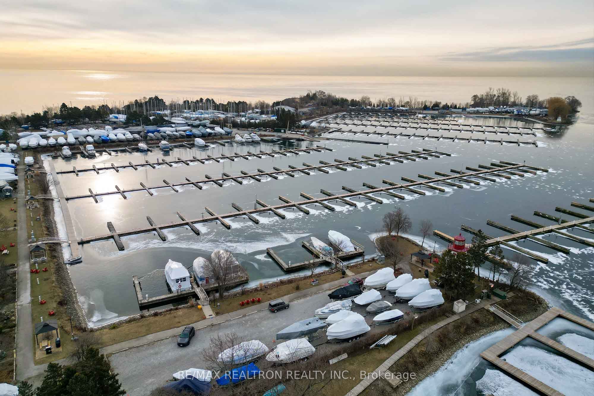 #411 - 2267 Lake Shore Boulevard Property Photo 31