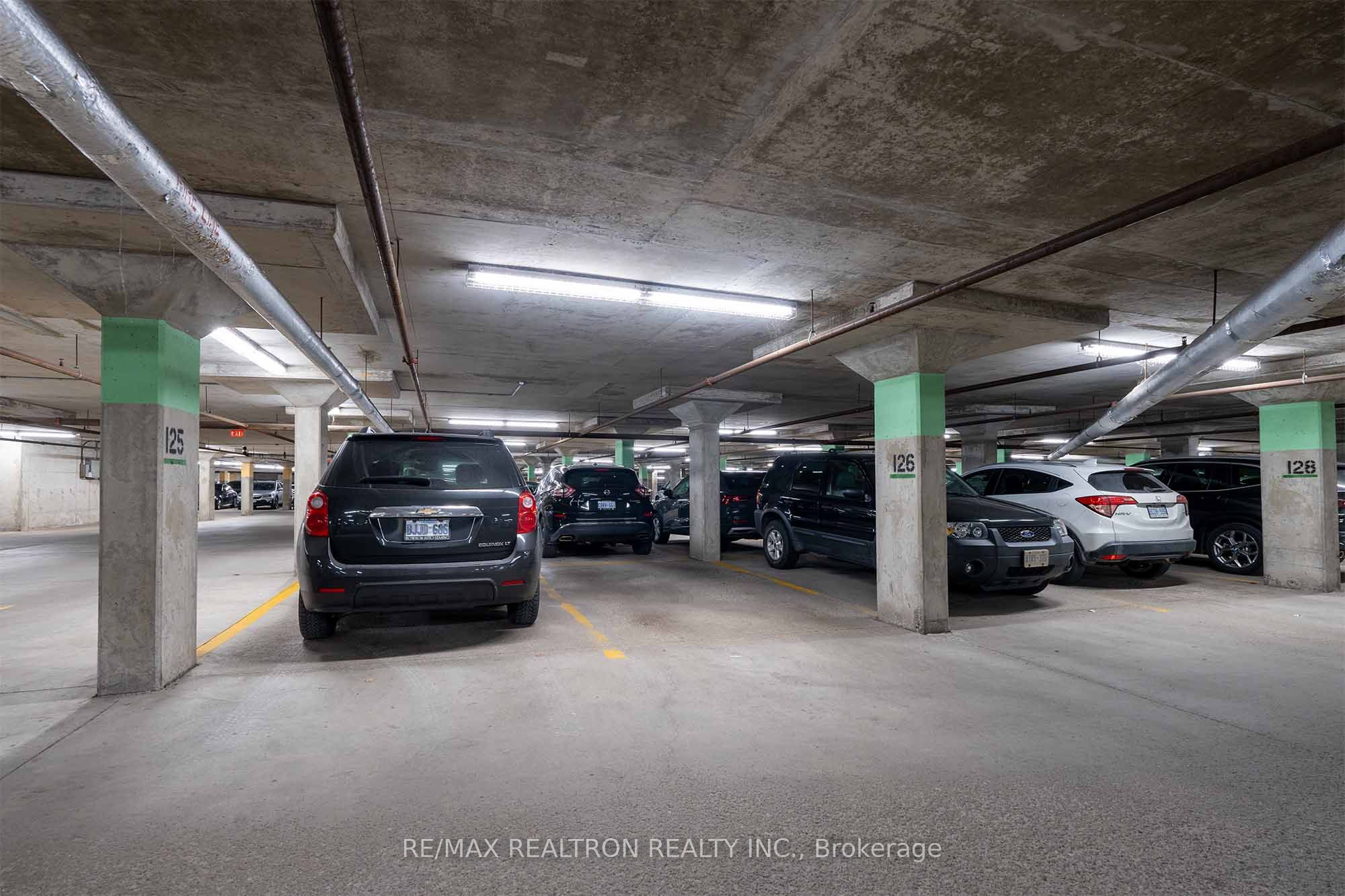 #411 - 2267 Lake Shore Boulevard Property Photo 37