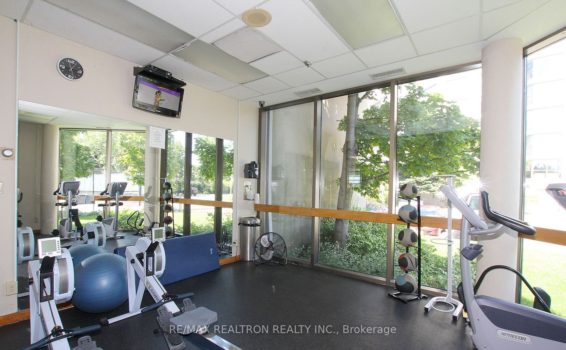 #411 - 2267 Lake Shore Boulevard Property Photo 41