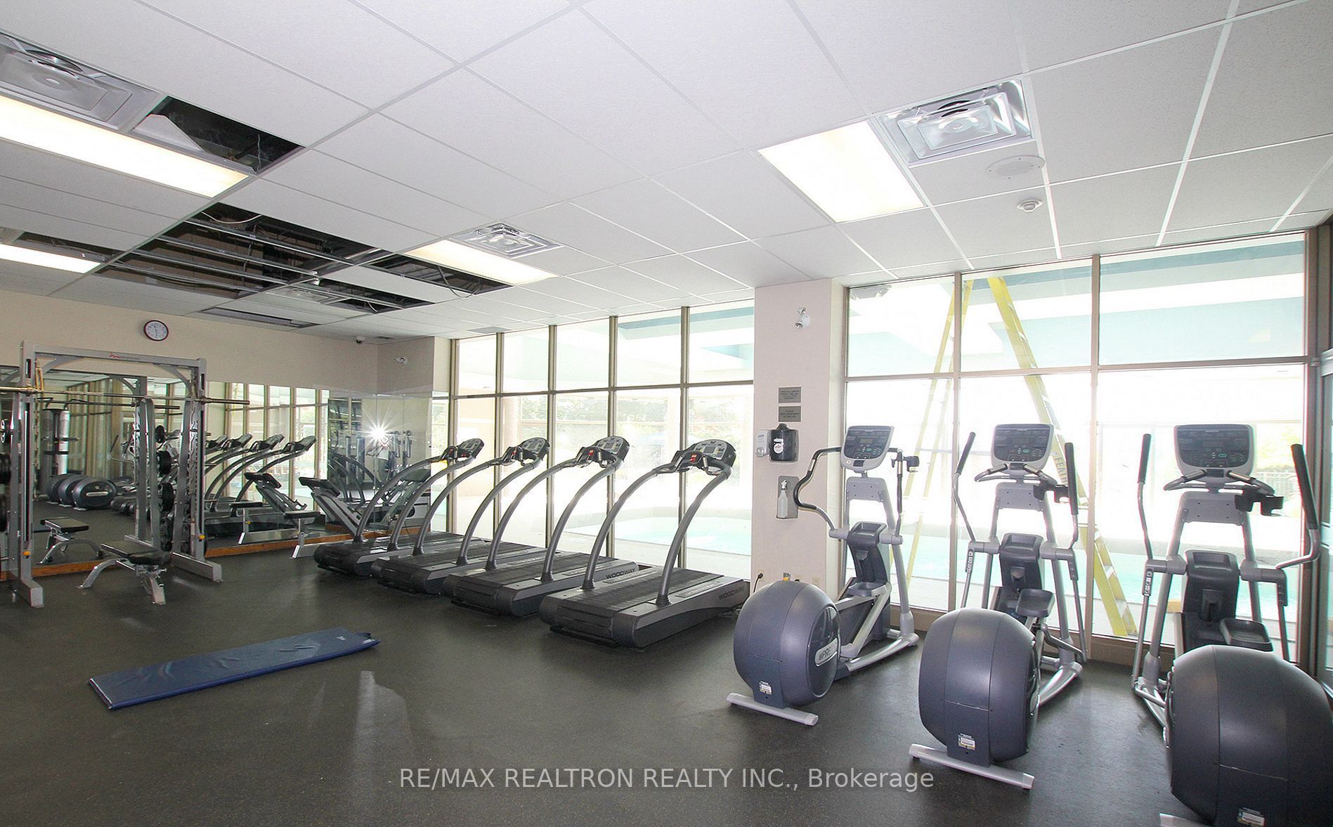#411 - 2267 Lake Shore Boulevard Property Photo 42