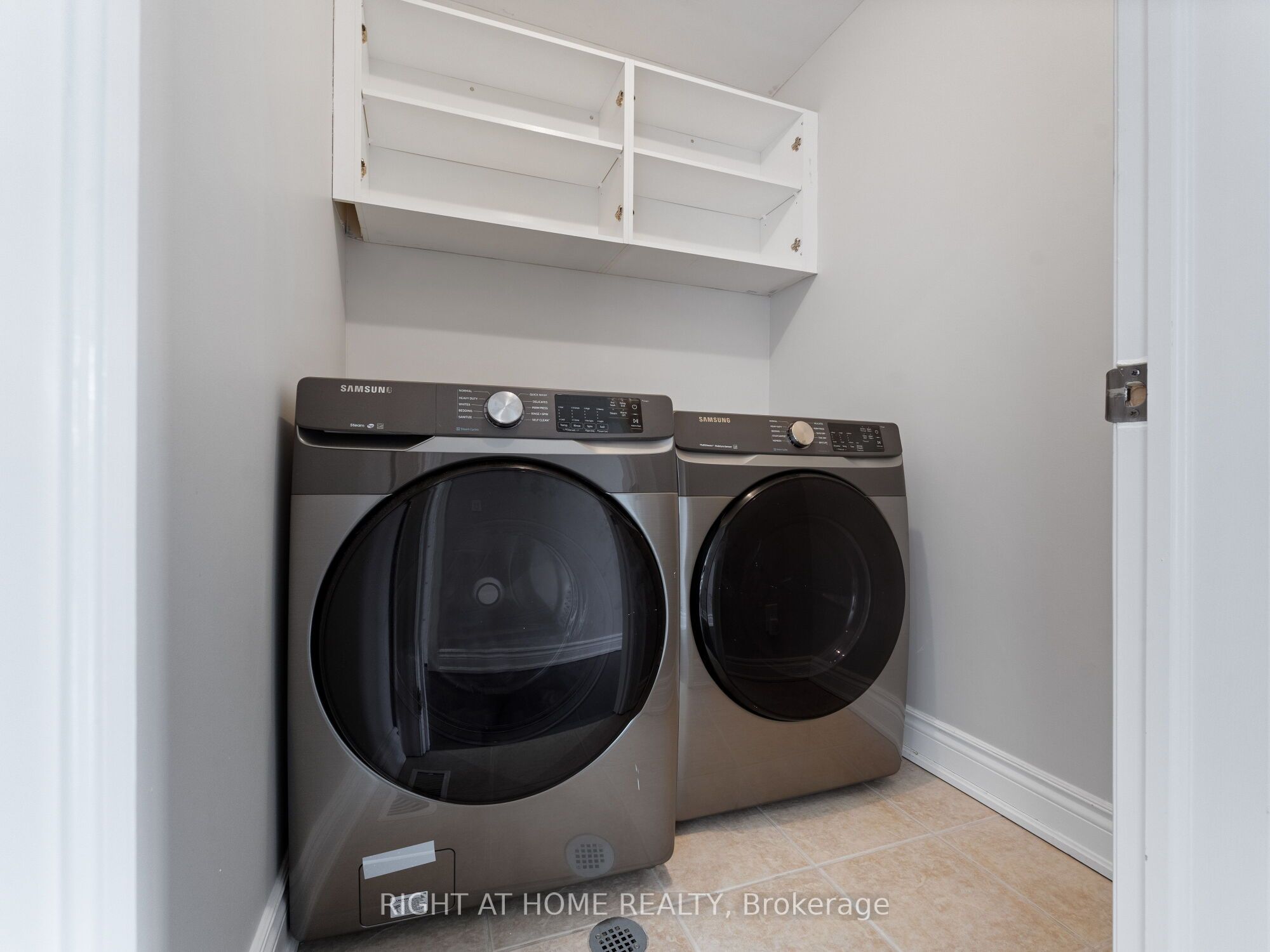 #8 - 120 Bronte Road Property Photo 15